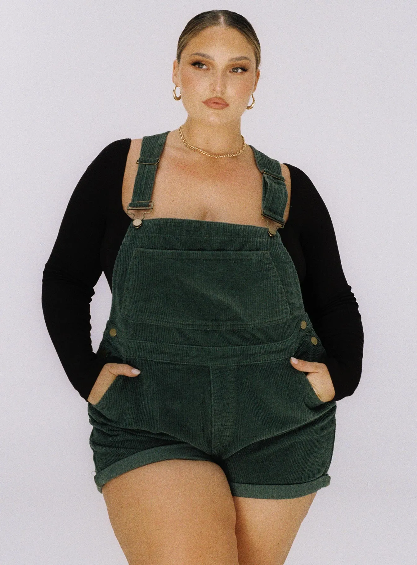 Fresh Wedding Indoor Holiday Kacey Short Overalls Khaki Curve