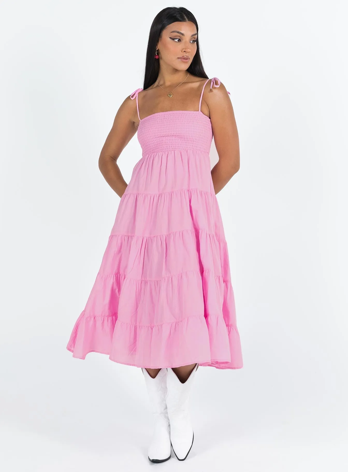 Flattering and Chic Macer Maxi Dress Pink