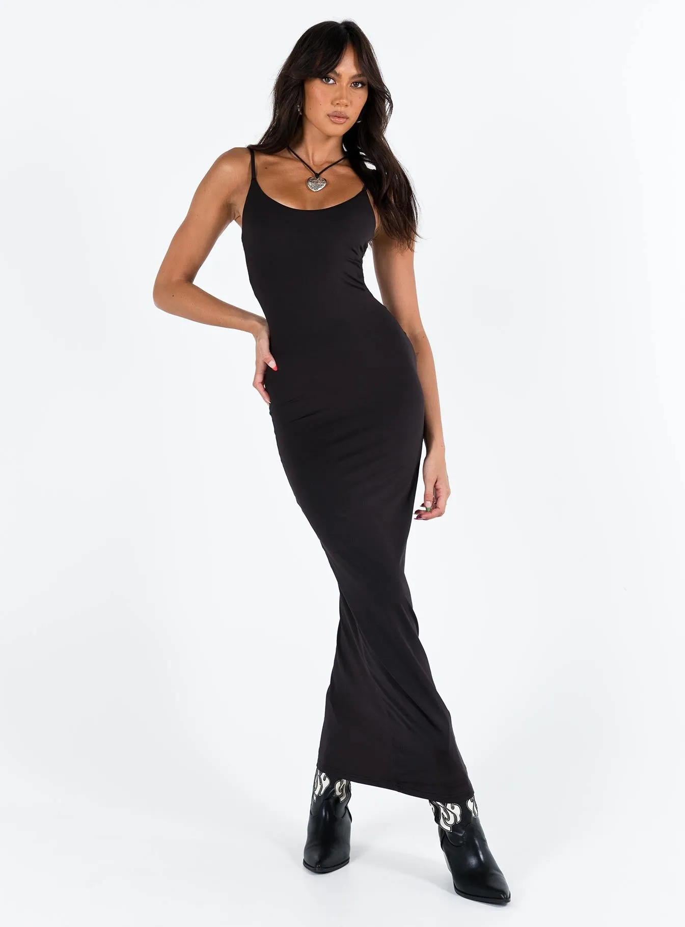 Riana Maxi Dress Black Influencer-Style Sharp Fit