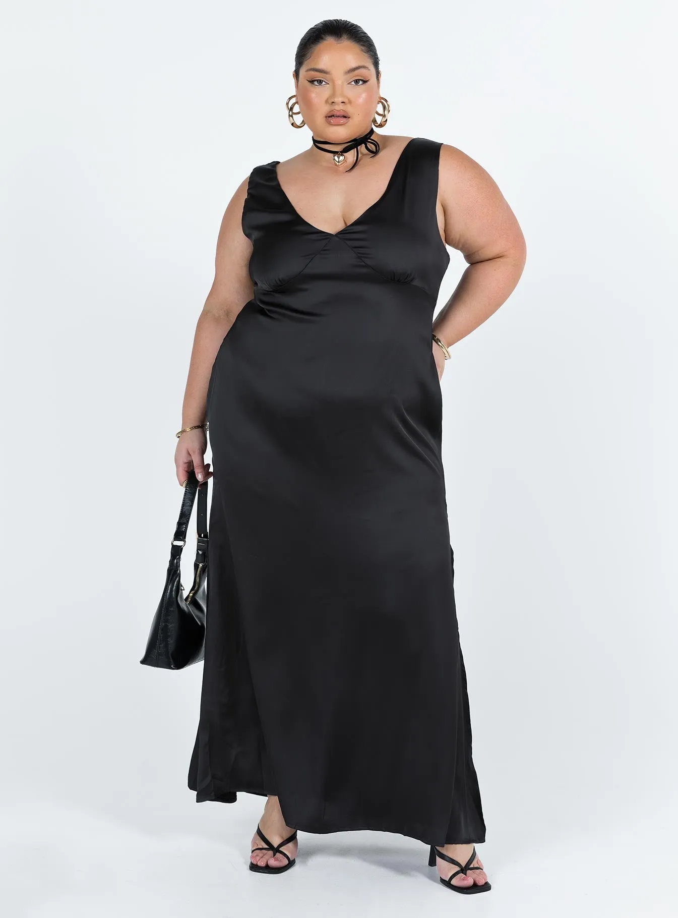 Lynsey Midi Dress Black Curve Casual day-to-night piece Fashion-forward day dress