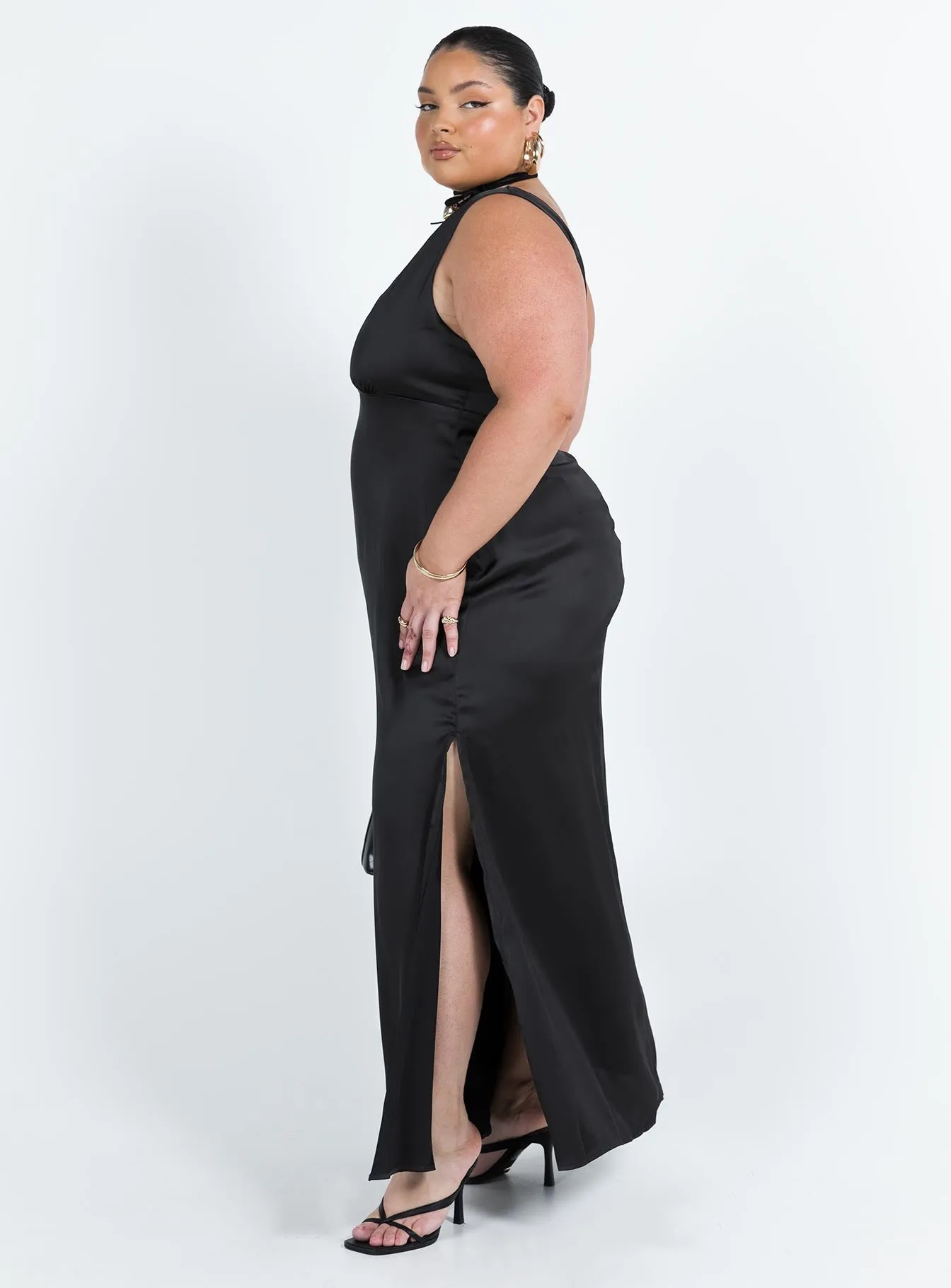 Vibrant evening gown Lynsey Midi Dress Black Curve