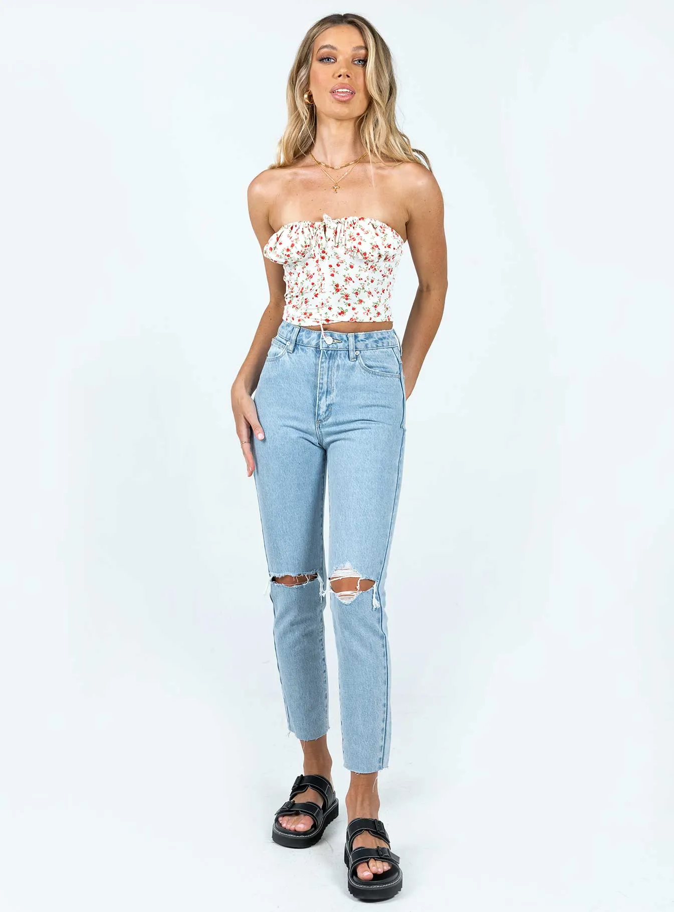 Luxury Core Abrand 94 High Slim Walkaway Rip Light Wash Denim