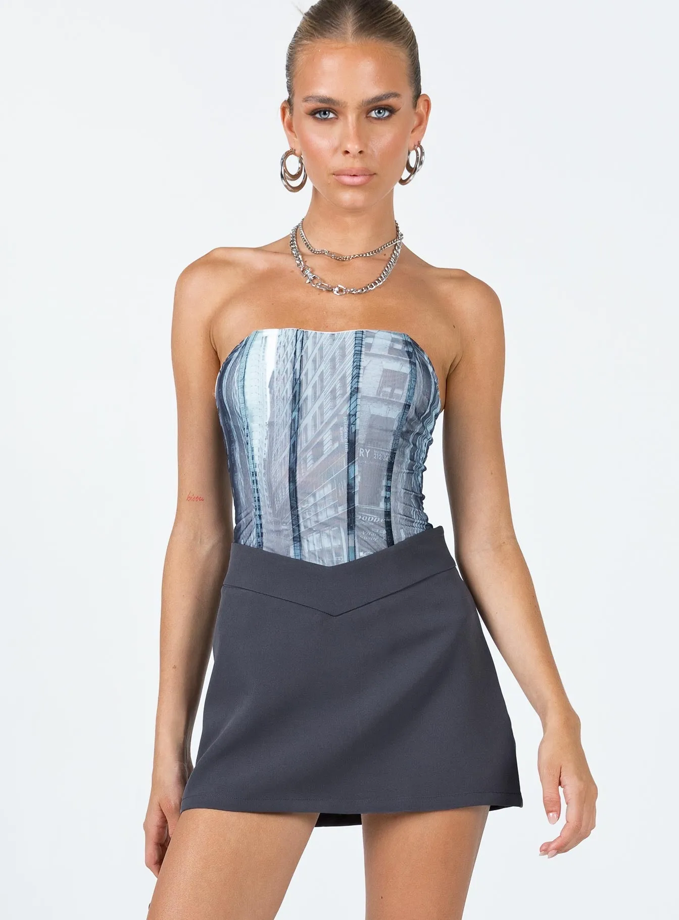 Smooth Feel Easton V Front Mini Skirt Slate