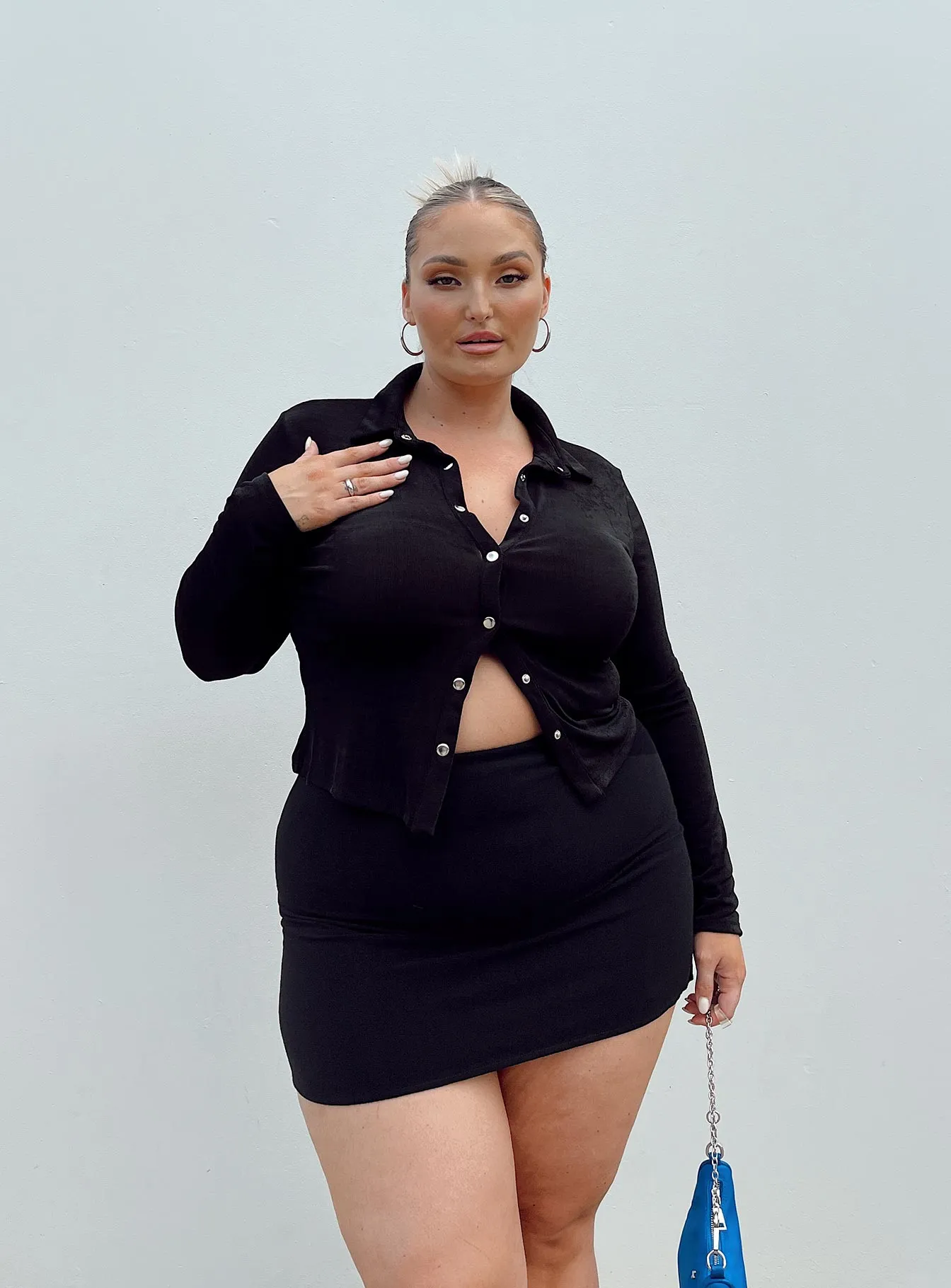 Selby Mini Skirt Black Curve Lower Impact Everyday Look