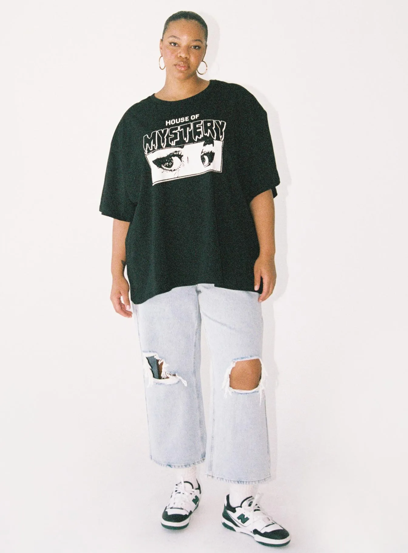House Of Mystery Oversized Tee Black Curve Casual Performance Festival wear