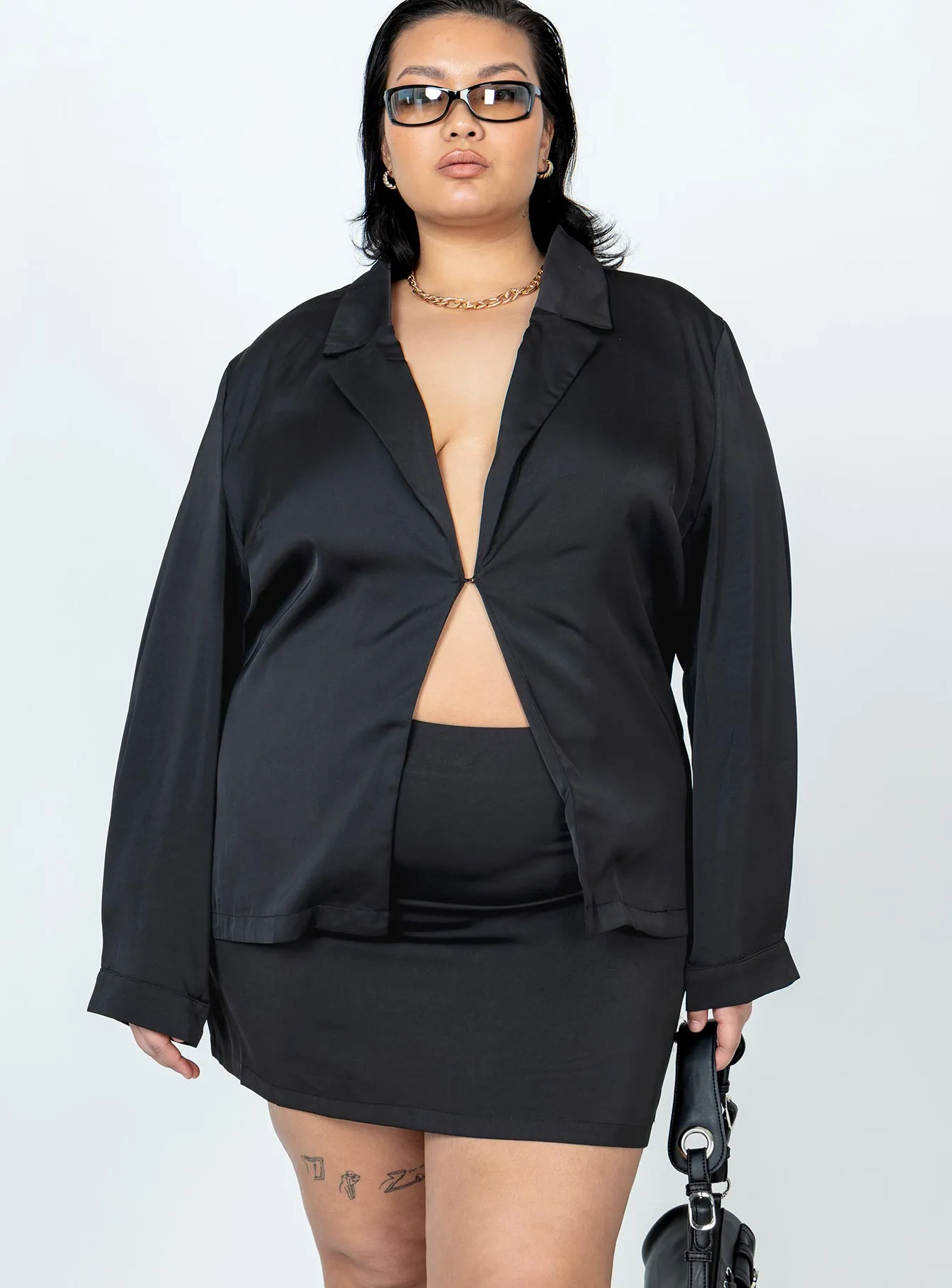 Eileen Set Black Curve Sustainable Innovation