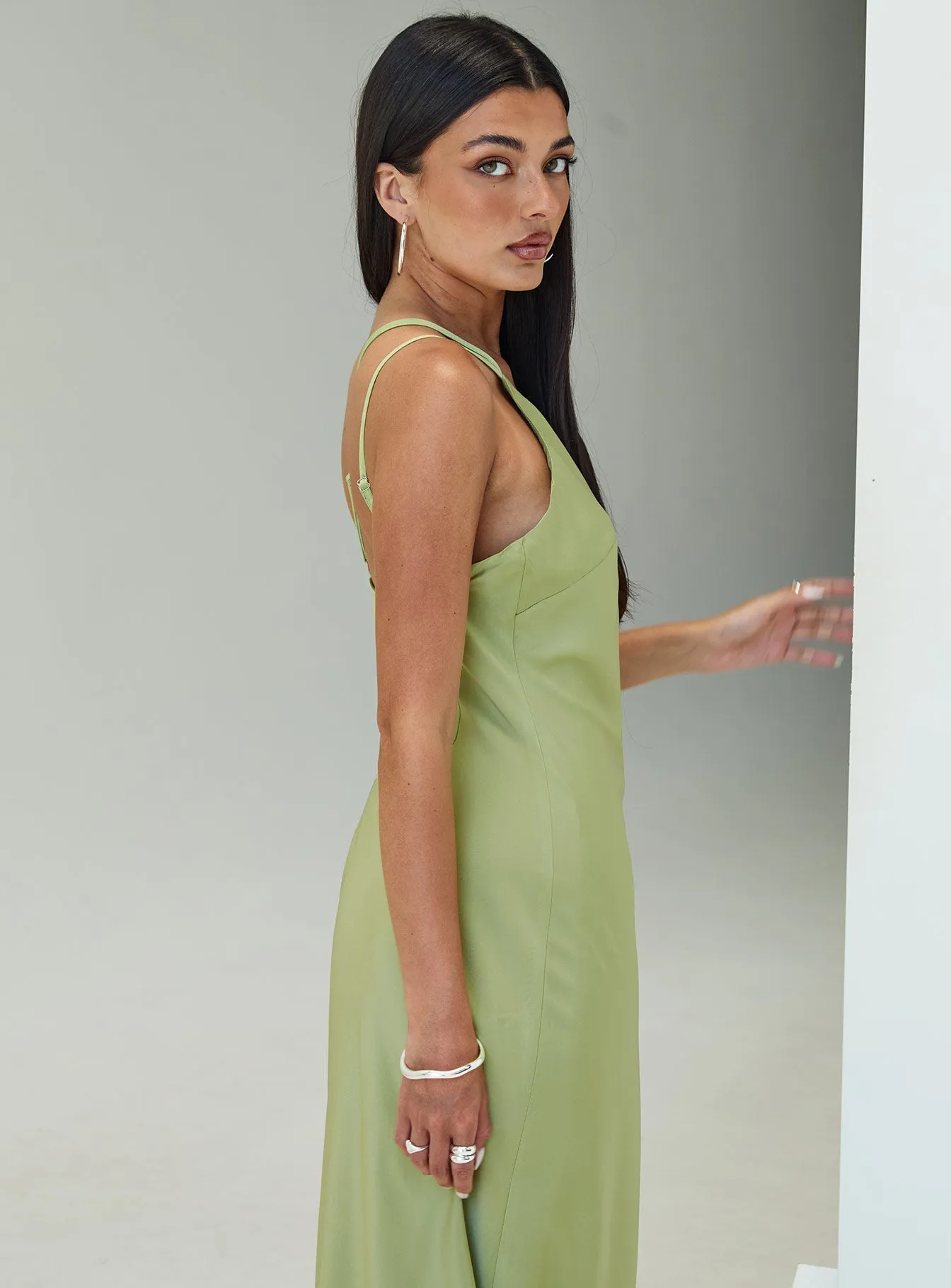 Flattering Look Fit Nehemiah One Shoulder Maxi Dress Green