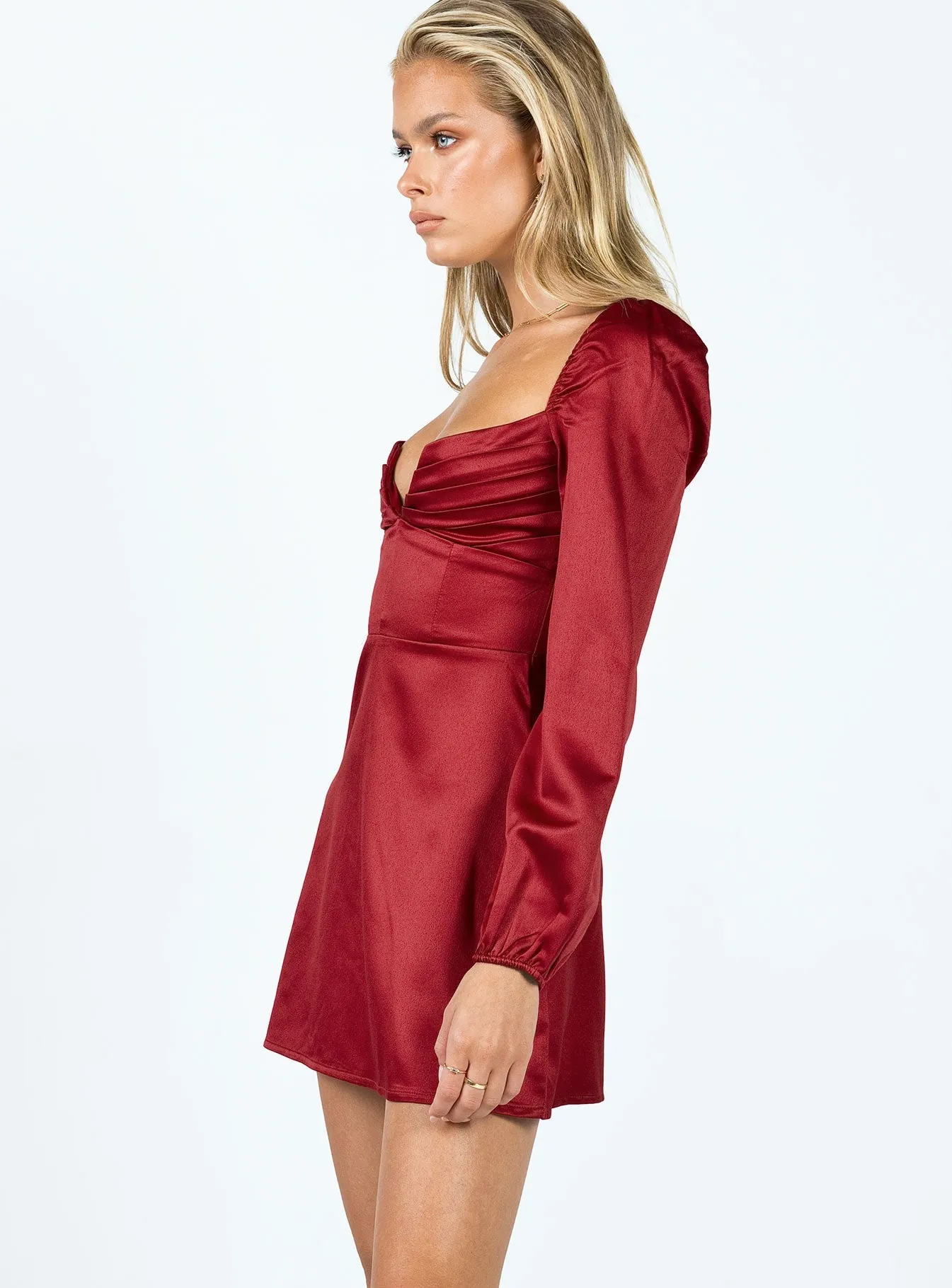 Della Long Sleeve Mini Dress Burgundy Delicate Lines Elegant Charm