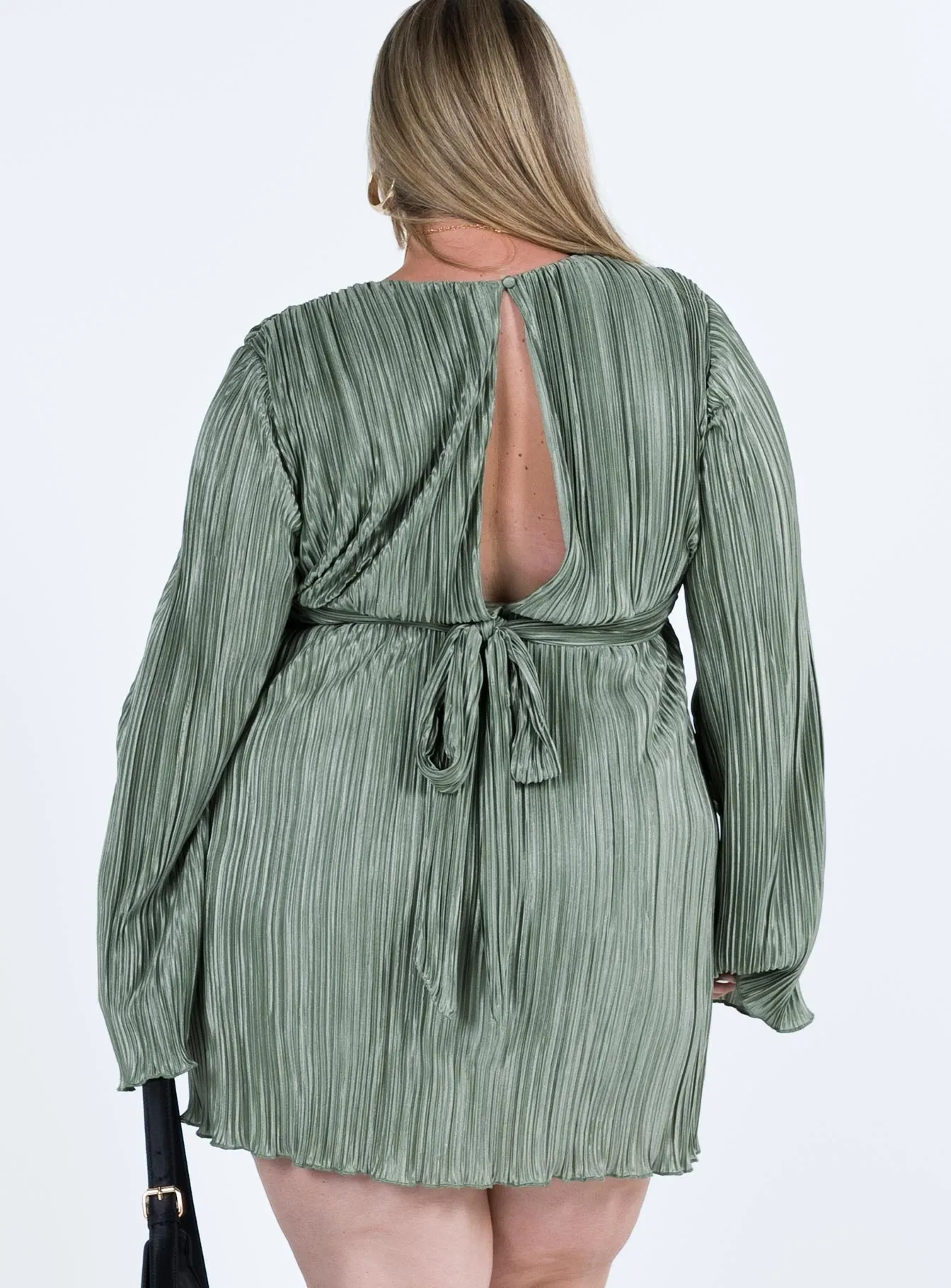 Cindie Mini Dress Green Curve Smooth Texture