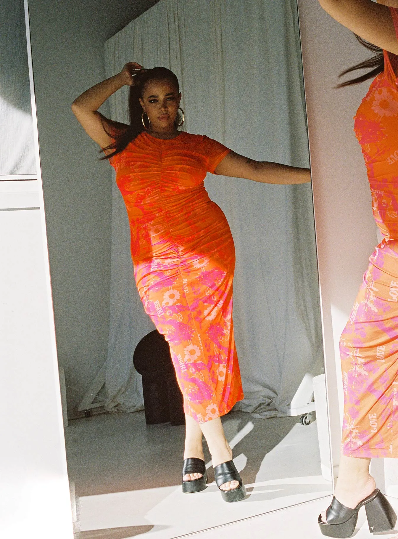 urban vibe Stella Midi Dress Orange Multi Curve