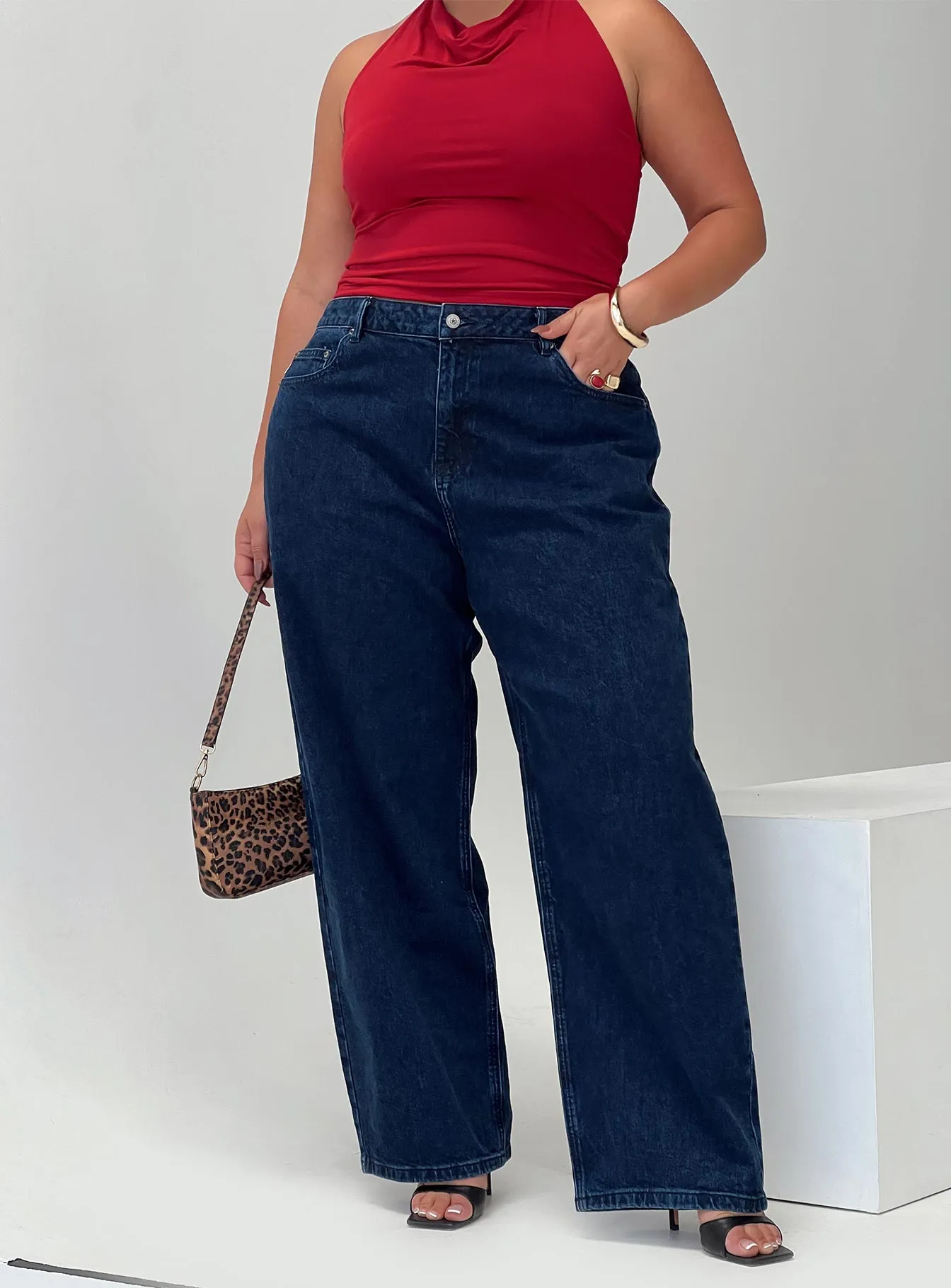 Britta Mid Rise Tapered Leg Jeans Dark Wash Curve Relaxed Cut