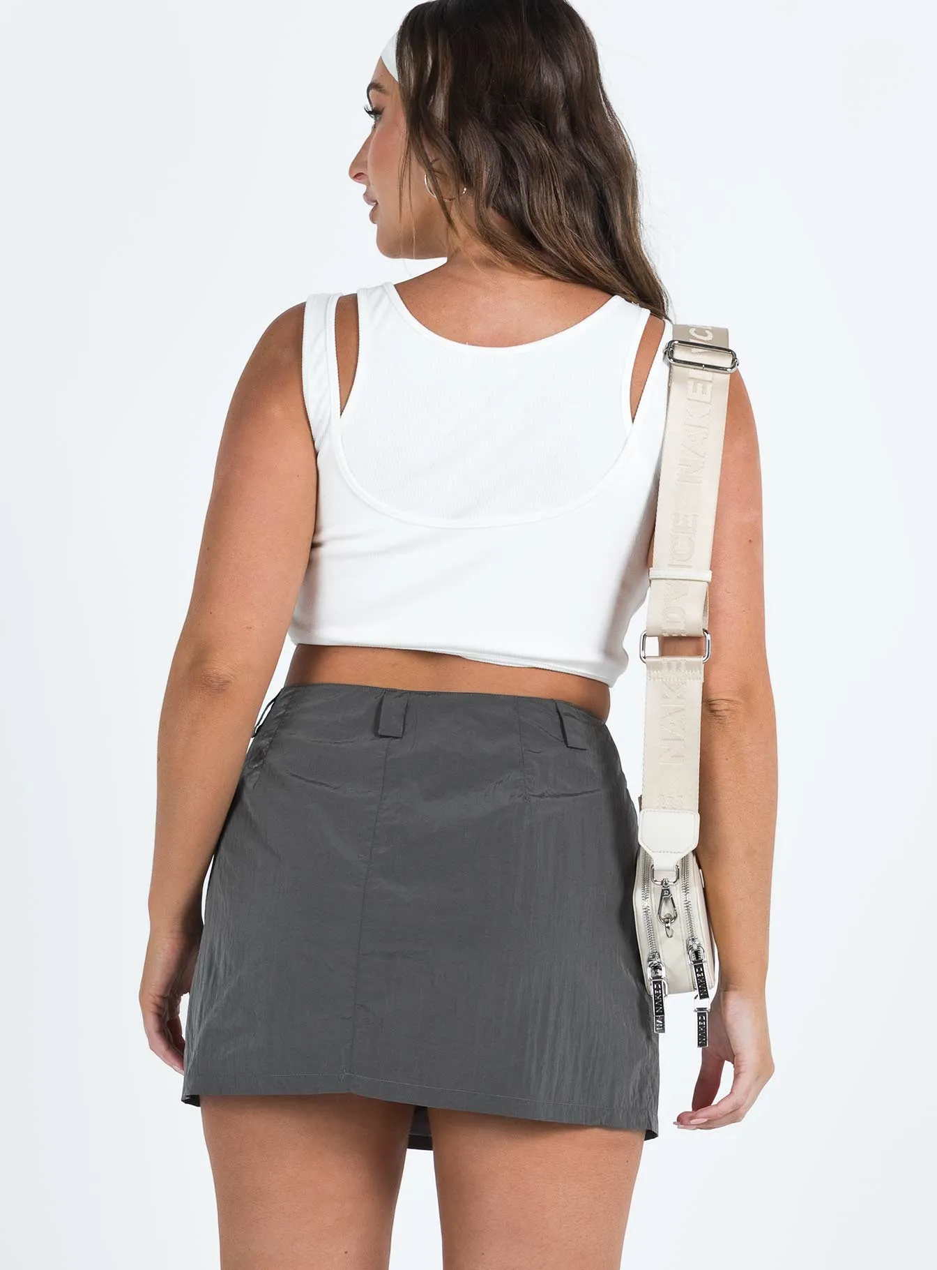 Outfit Mix Wolf Cargo Mini Skirt Charcoal