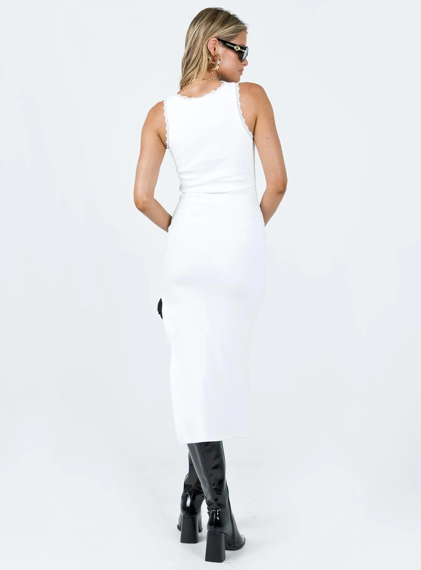Ebony Midi Dress White Relaxed Look Sleek and Sleek