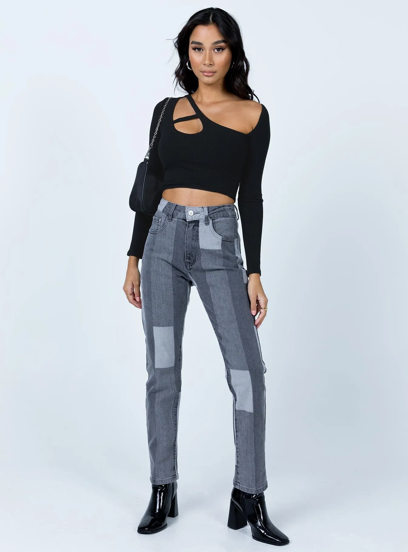 Smooth Edge Binding Comfortable Design Zahra Denim Jeans Black