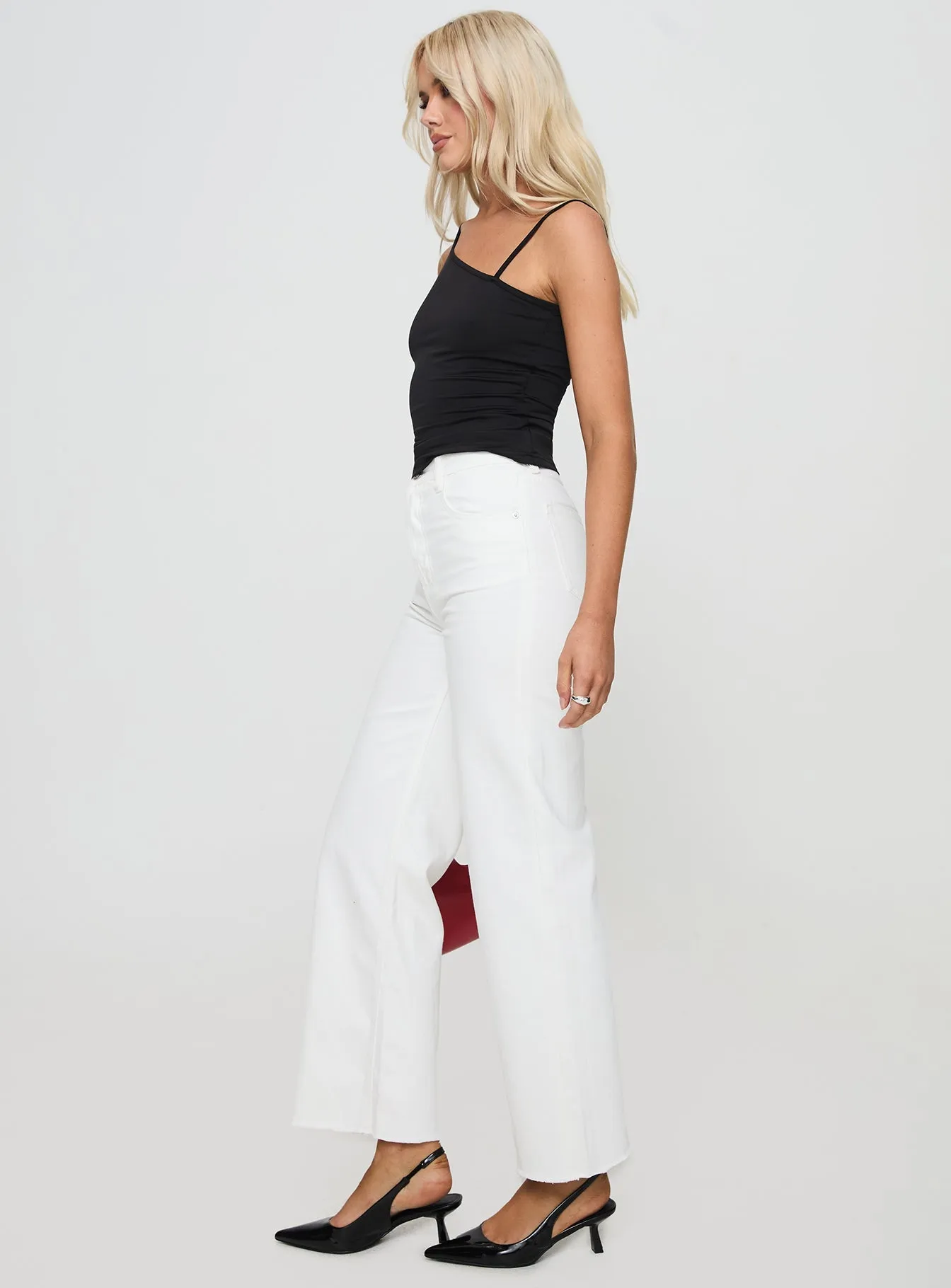 Fawcett Jeans White Comfortable Lounge FadeResistant Color