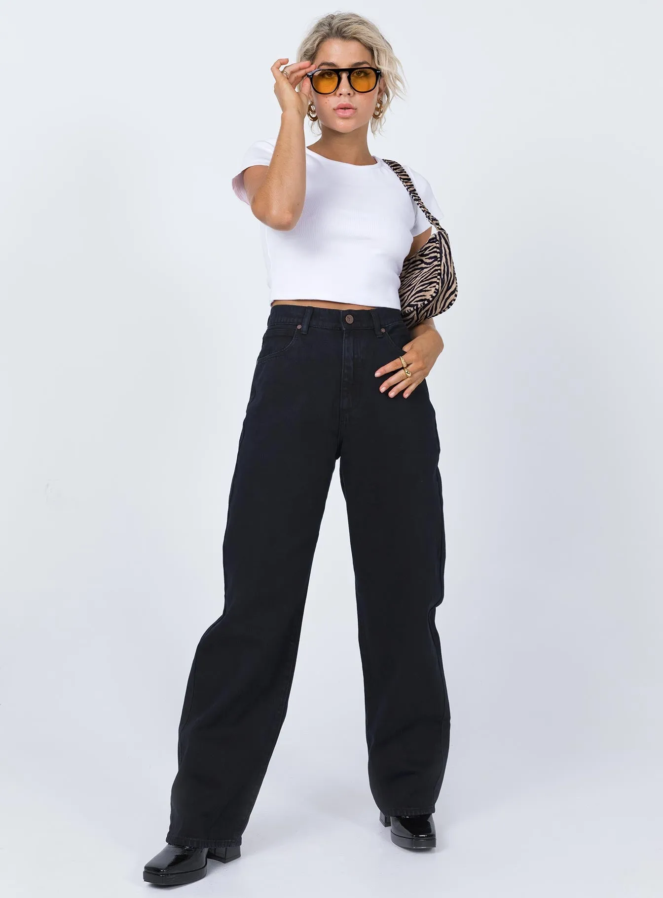 Abrand Slouch Jean Black AntiBacterialTextile Youth Glow