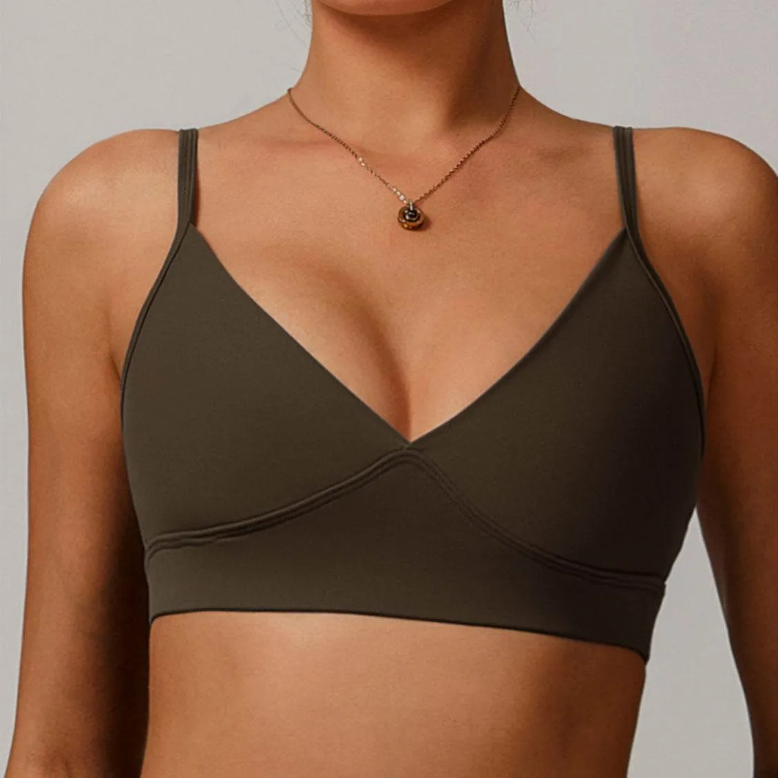 V Neck Sports Bra with Adjustable Spaghetti Straps Spirit Core Functional Jacket