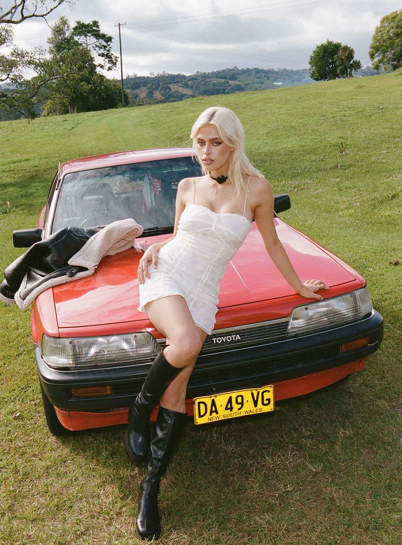 Isebel Lace Mini Dress White Linen Soft Comfortable fit