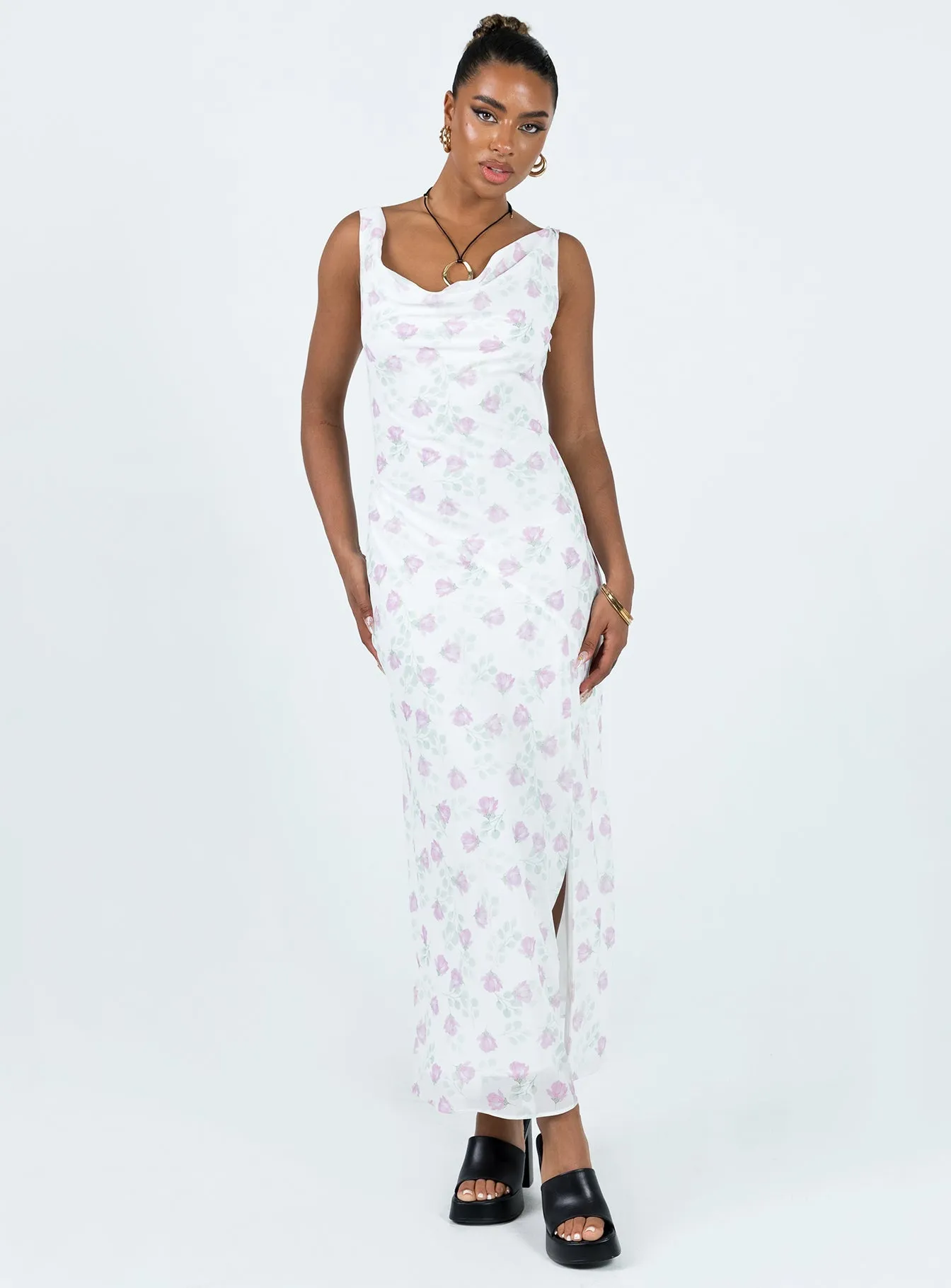 Bohemian style Sweetheart Cut Asbyn Maxi Dress White Floral