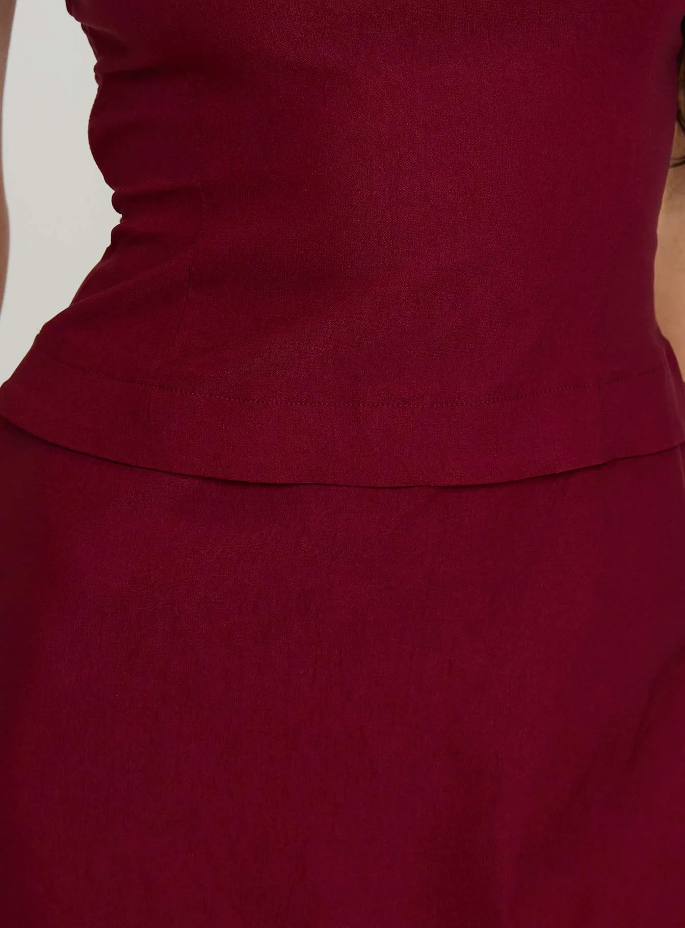 Nutmeg Strapless Mini Dress Burgundy Classic Edge Daily Silhouette