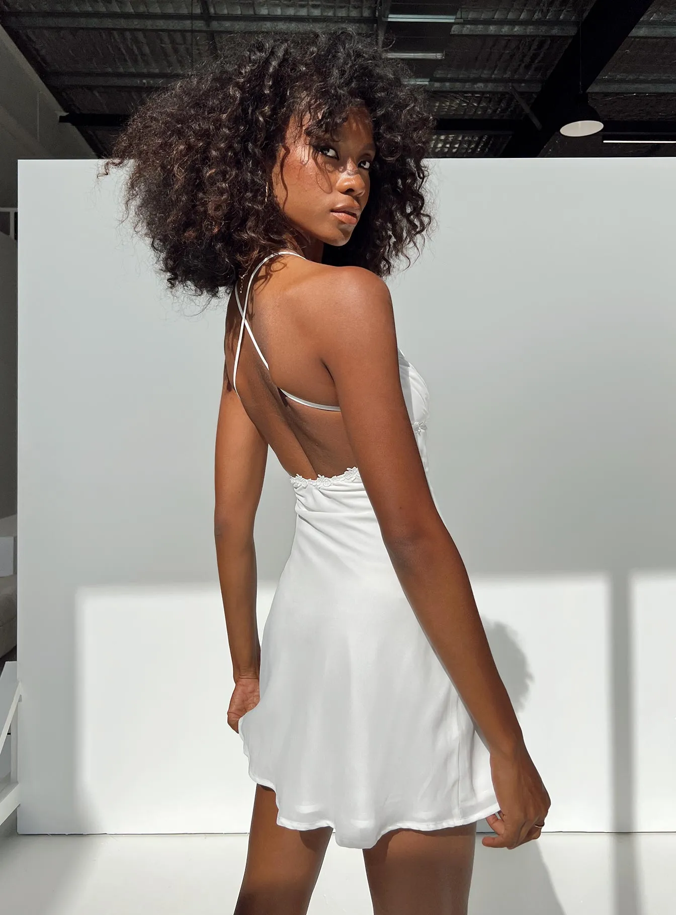 Casual day-to-night piece Maylor Mini Dress White