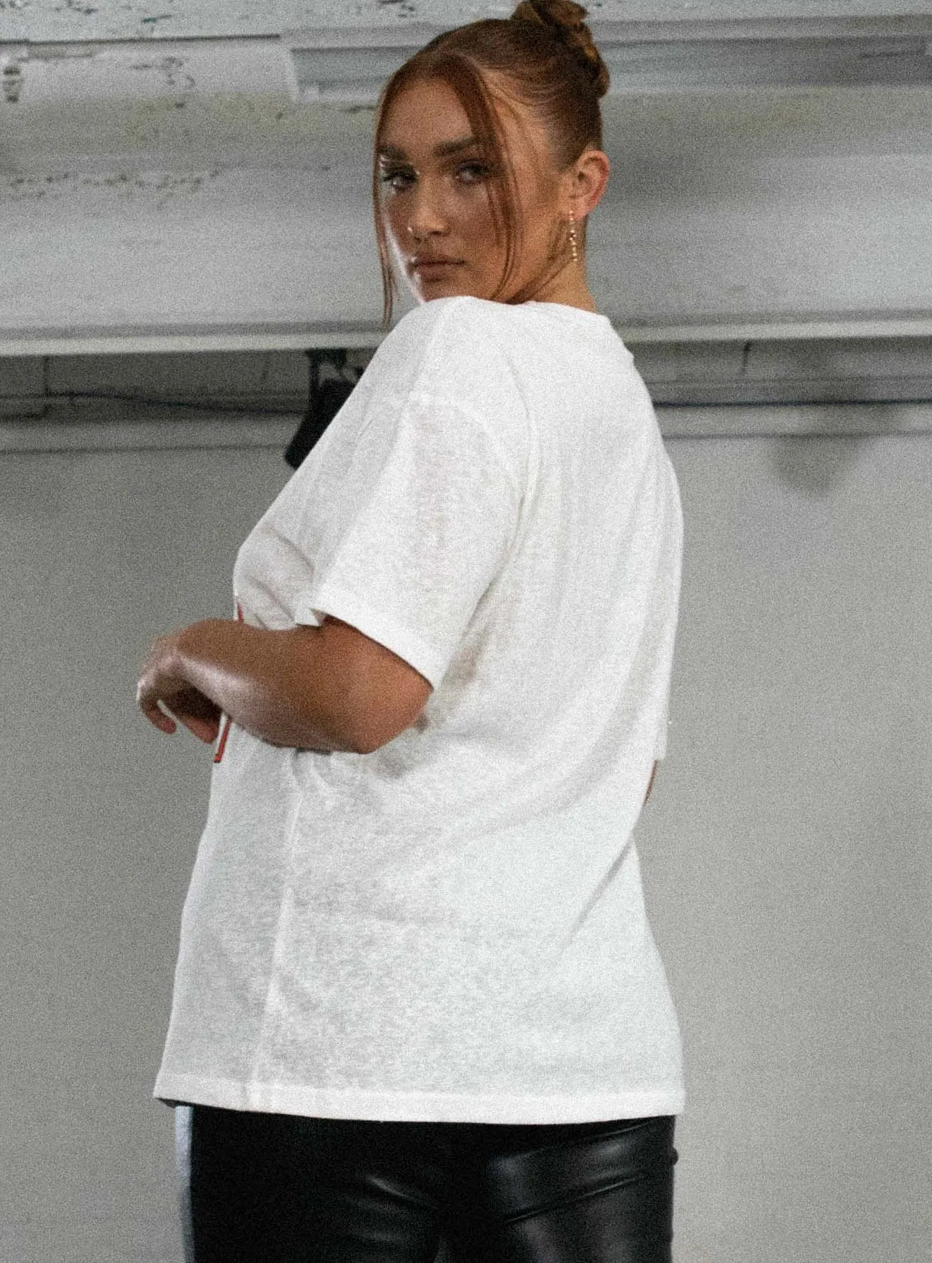 Playful Design Layered Collar Structure JGR & STN Feat. Oversized Tee White