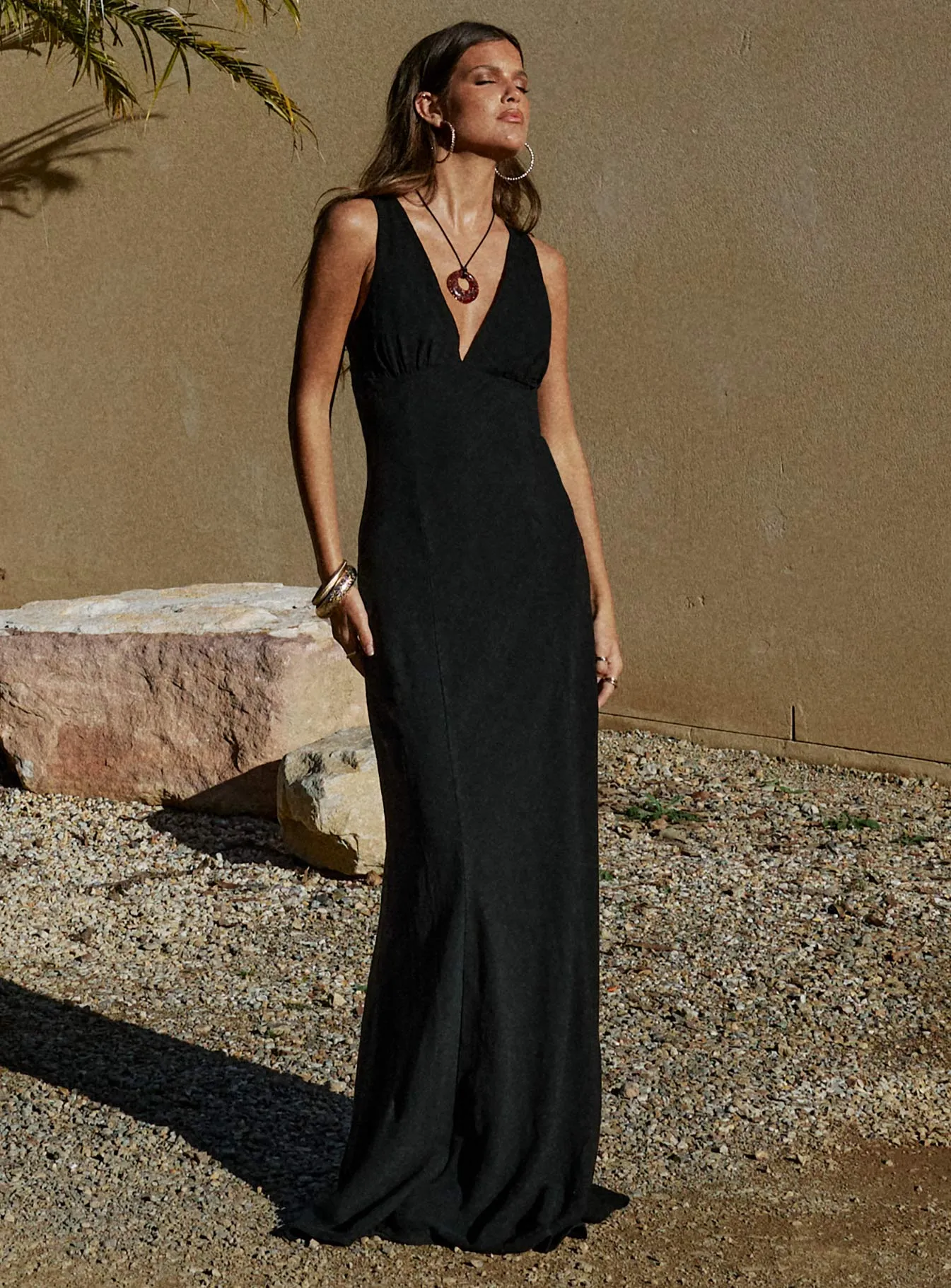 Smart Cut Emerging-Brand Verde Linen Blend Maxi Dress Black