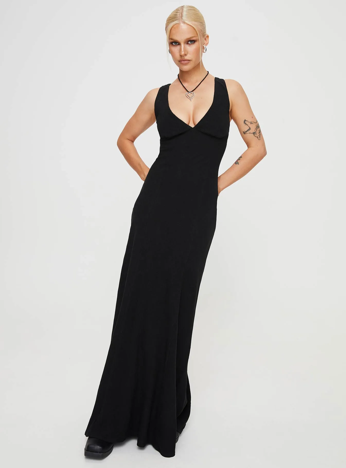 Luxe Touch Verde Linen Blend Maxi Dress Black