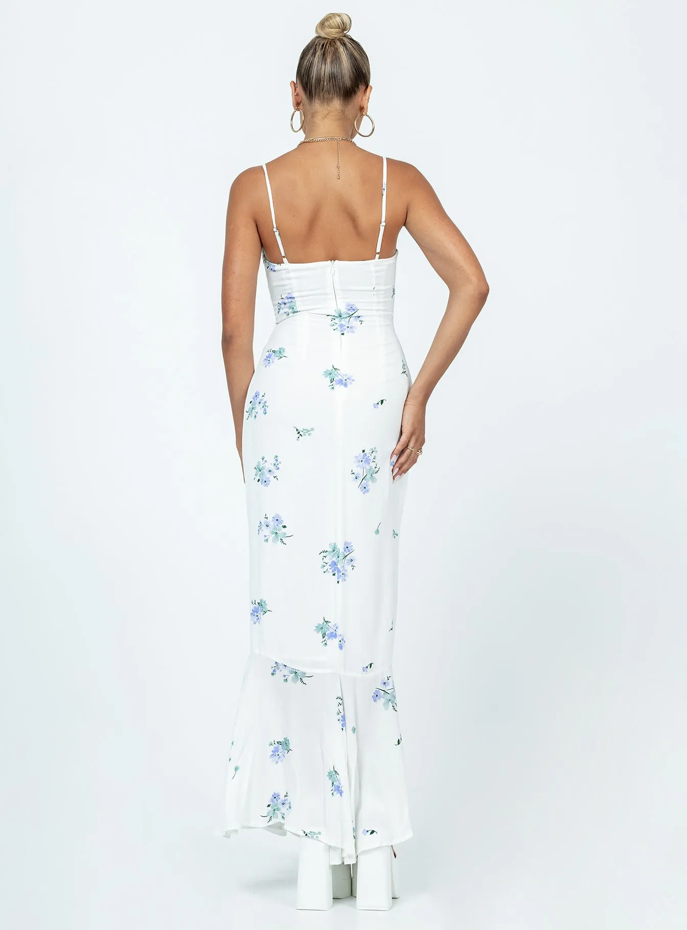 Sing Along Maxi Dress White / Blue Light Comfort Silky Layer