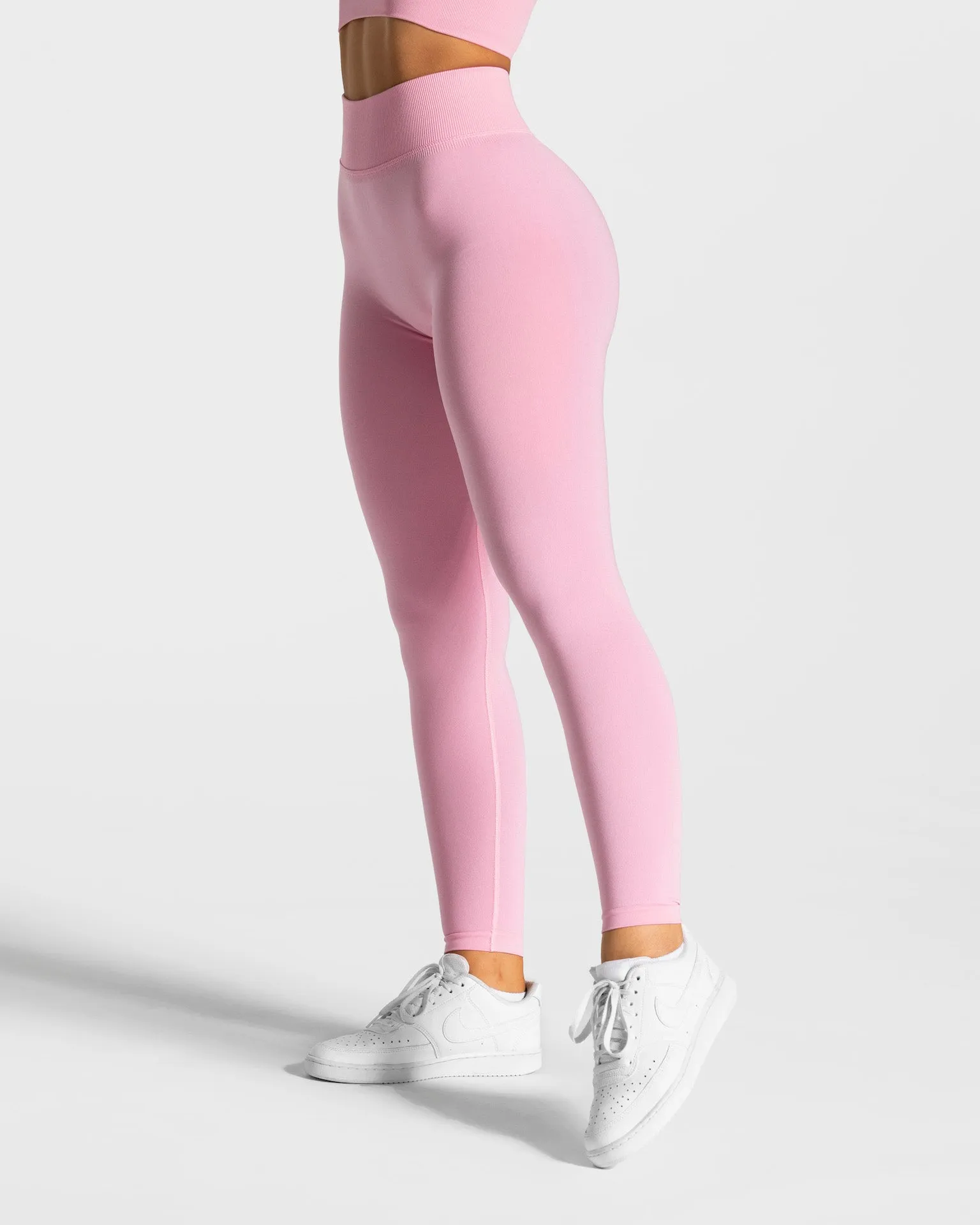 Trendy And Comfortable Statement Scrunch Leggings "Pink"