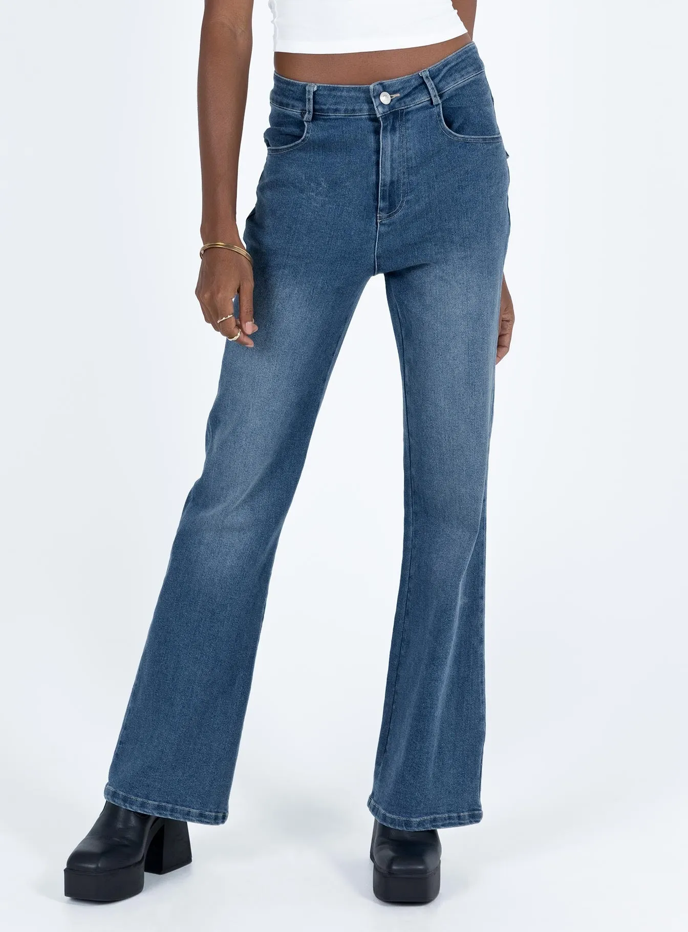 Carvalho Flare Jeans Mid Wash Denim Winter Fit