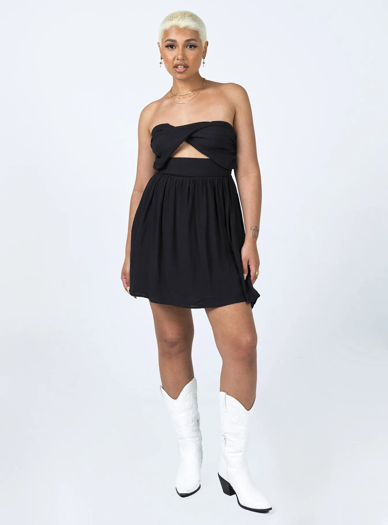 Light Aesthetic Allie Jay Mini Dress Black
