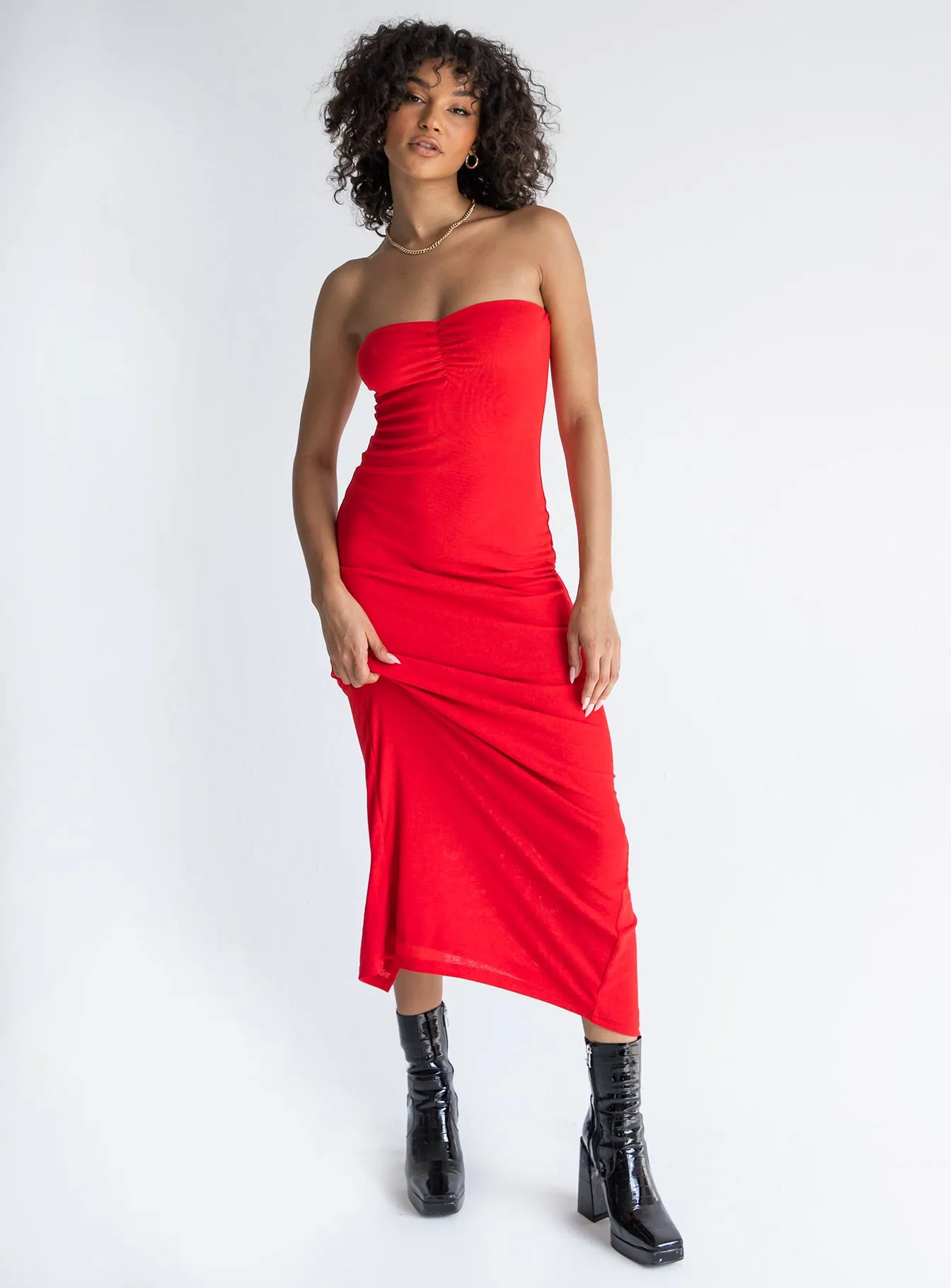 Feminine Look Charm Strapless Midi Dress Red