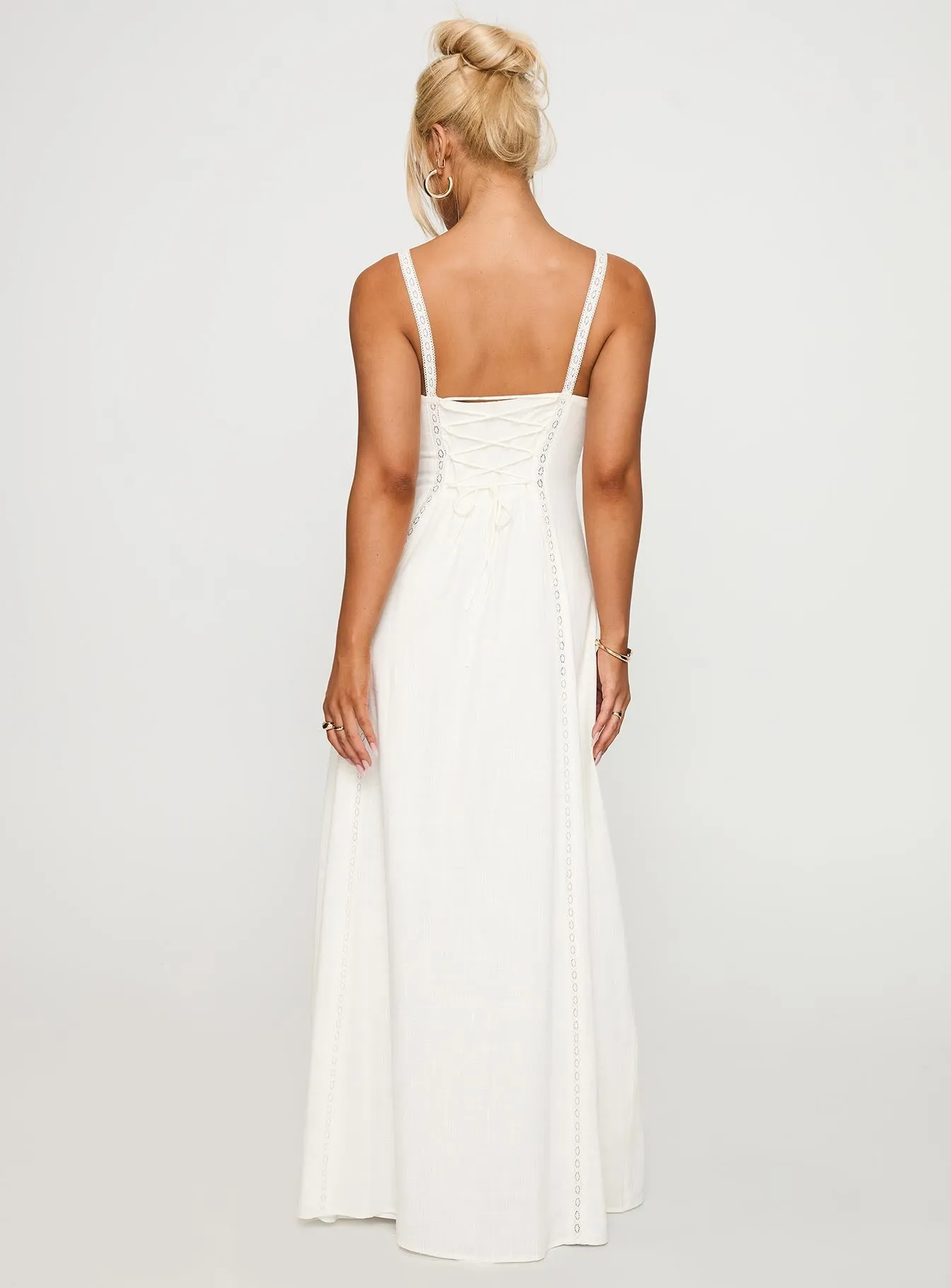 Mercie Maxi Dress White Timeless Energy Summer Ready