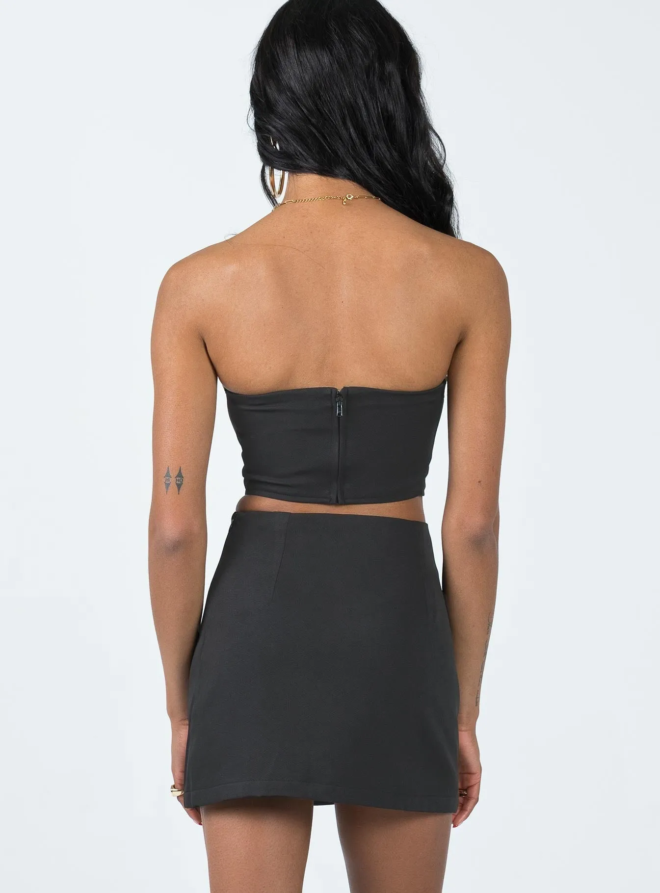 Everyday Essential Inverted Pleats Elevate Set Black