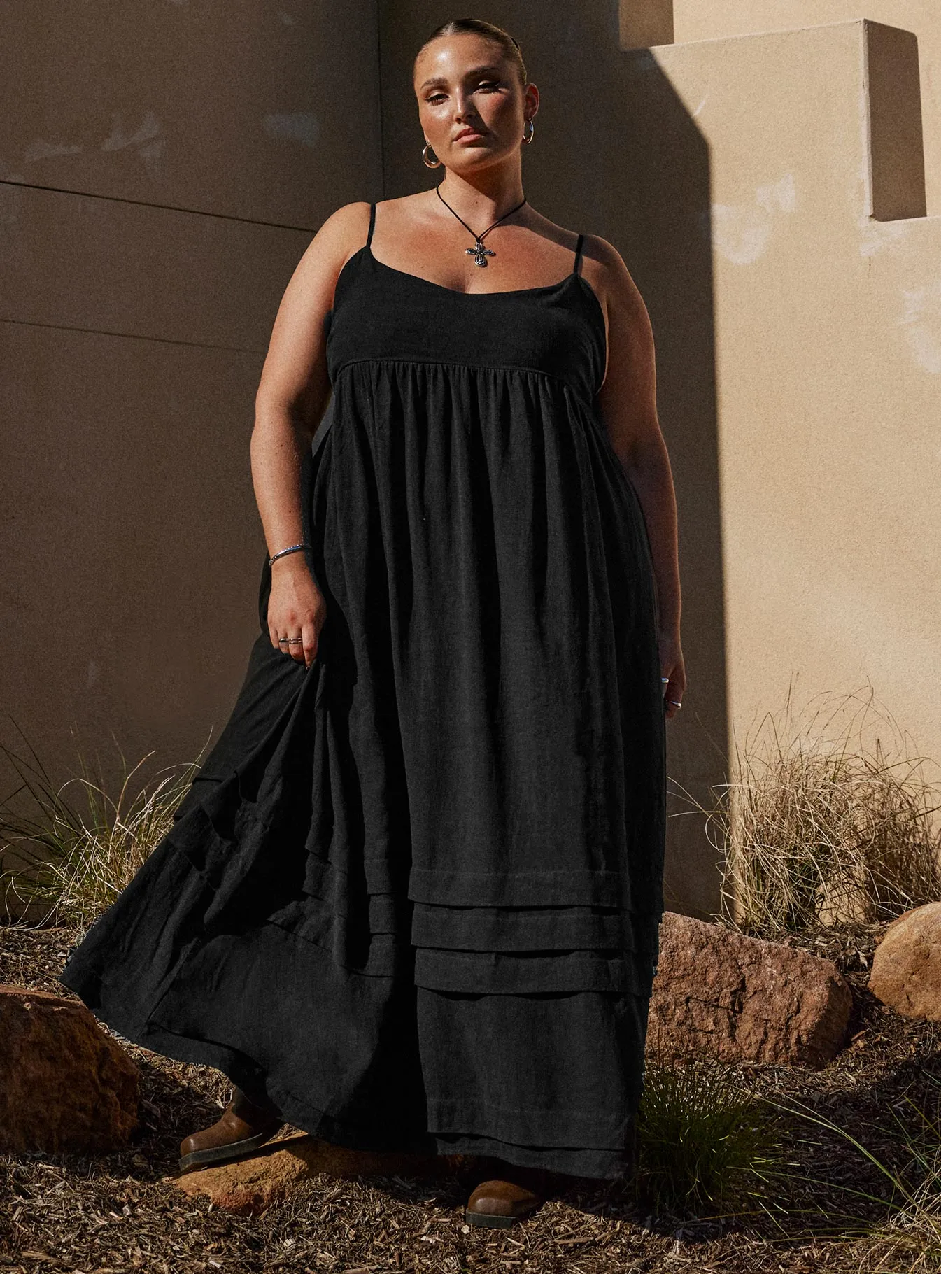 Milden Linen Blend Maxi Dress Black Curve Fast Chic