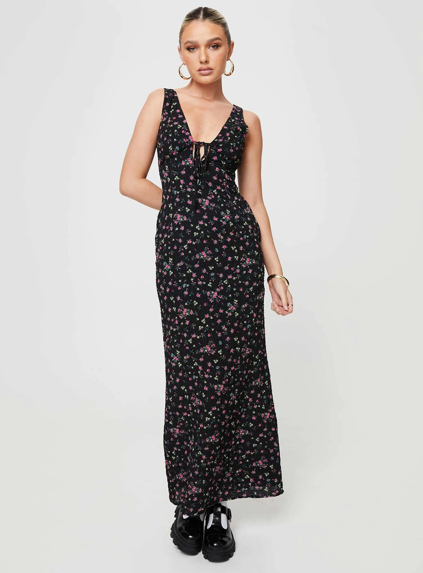 Minimal Harmony Marlita Maxi Dress Black