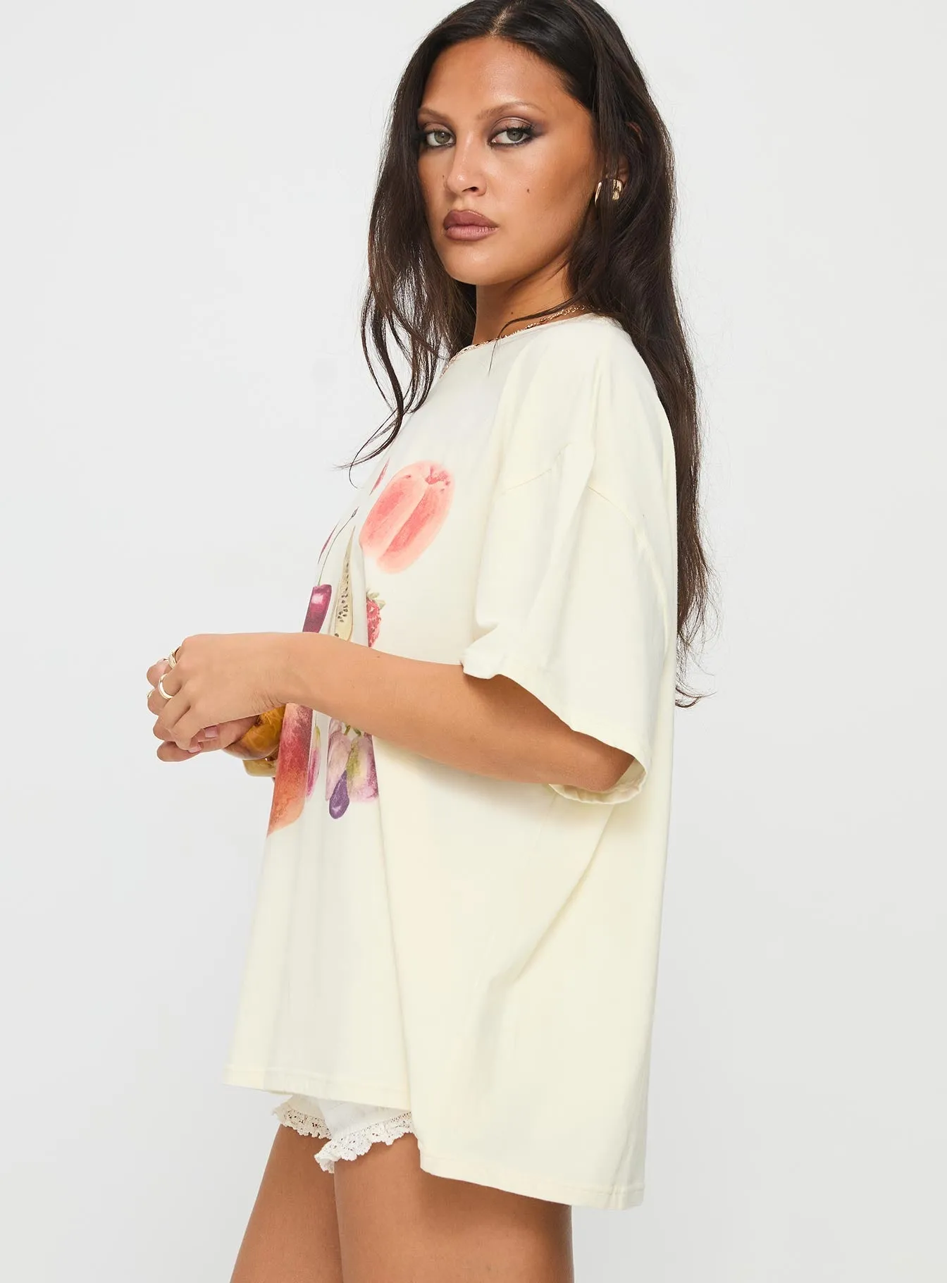 Farmer's Pick Oversized Graphic Top Cream Basic Wardrobe Piece Tight Fit