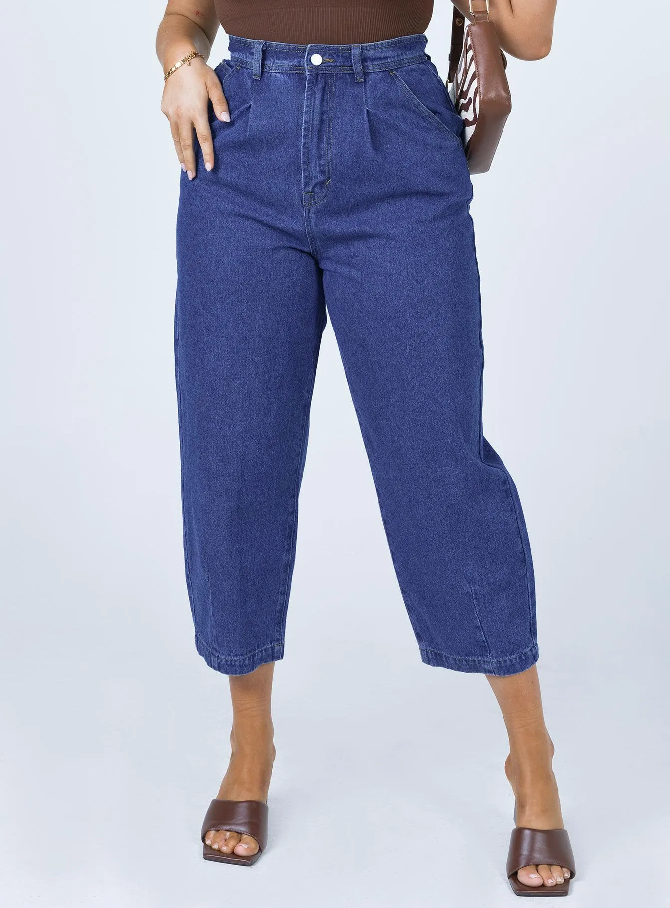 Caitlin Denim Jeans Flash Look