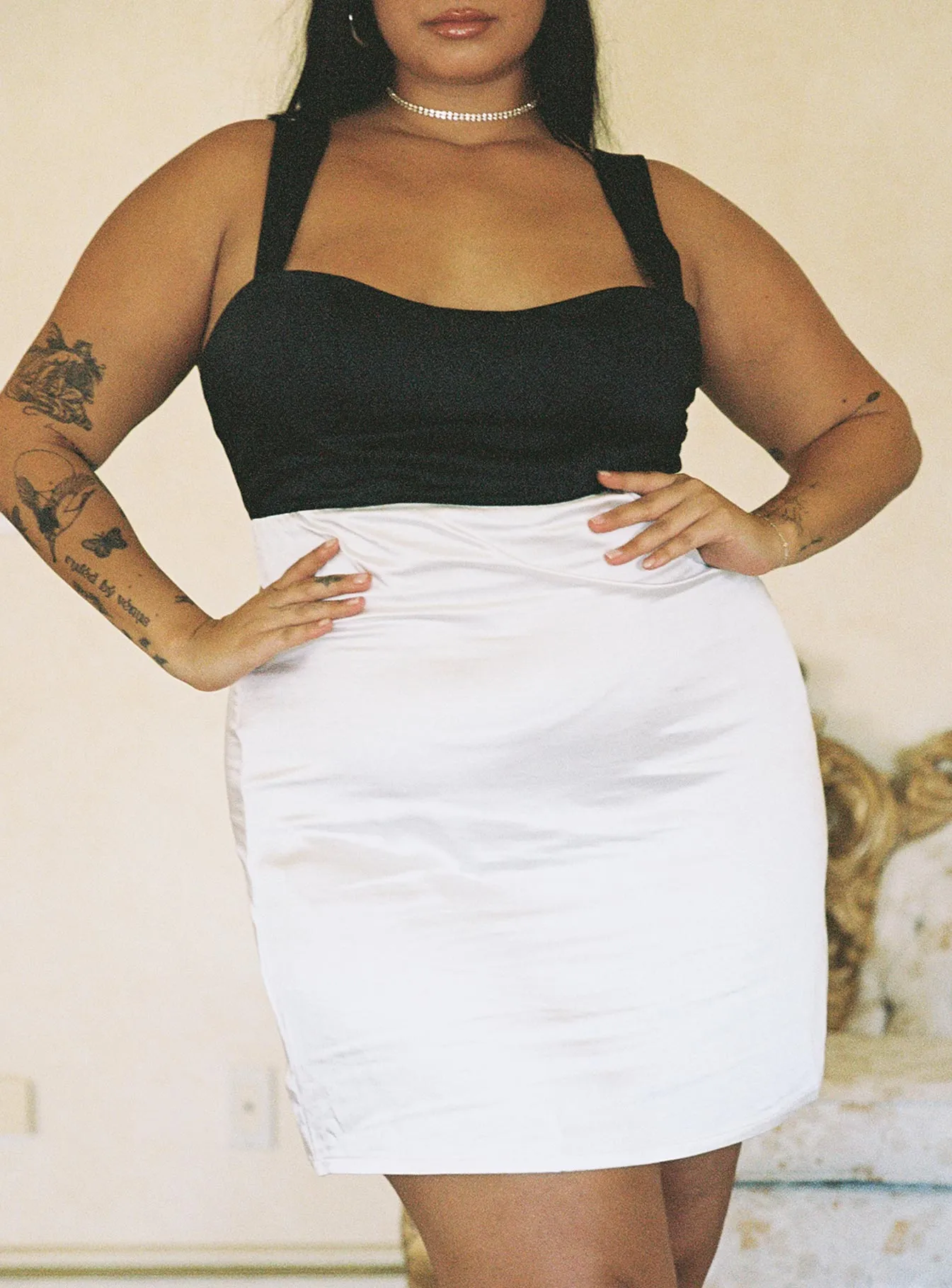 Miah Mini Dress White / Black Curve Cozy Layers