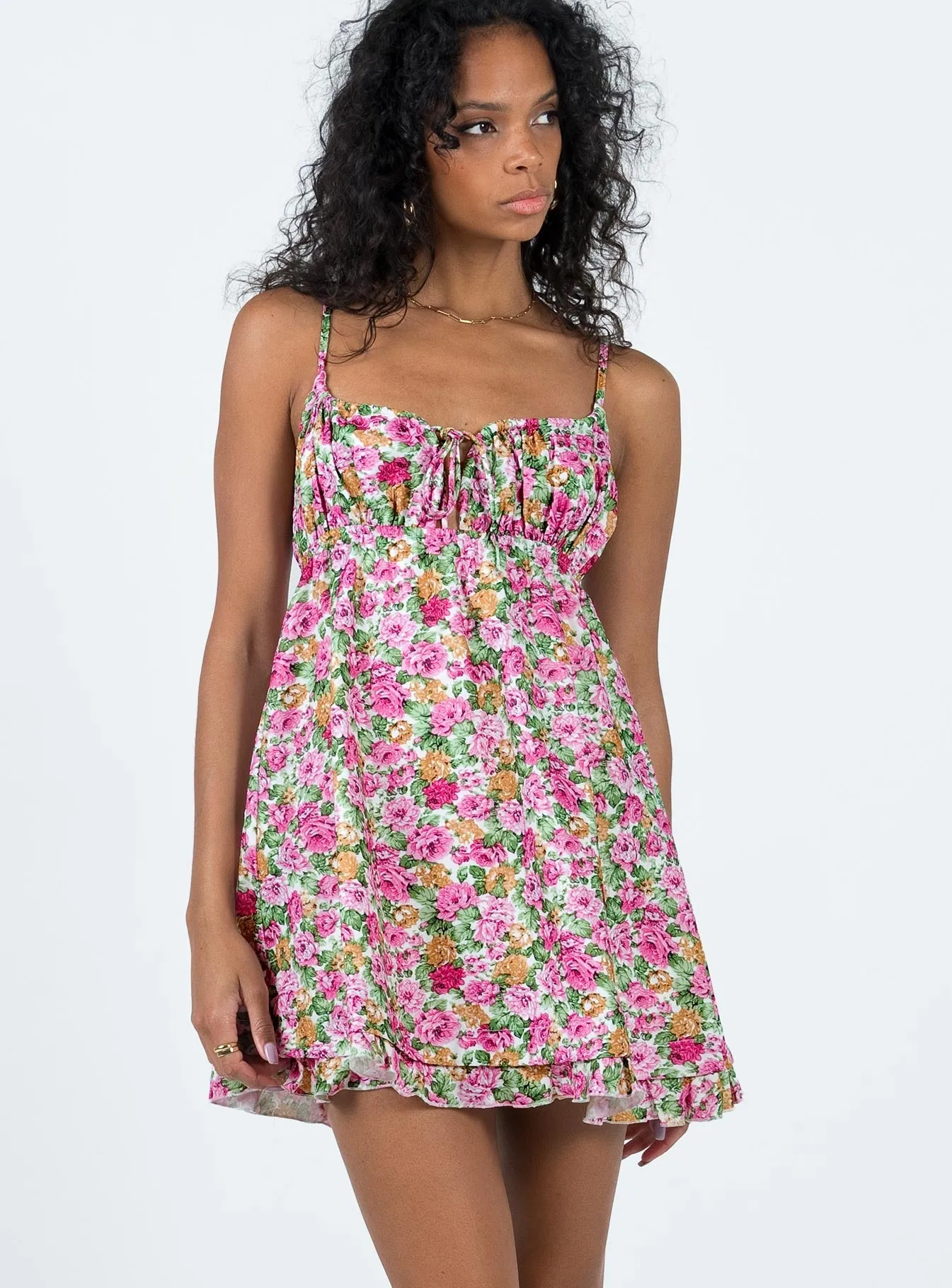 Empress Of Love Pink Floral Formal Setting Sharp Profile