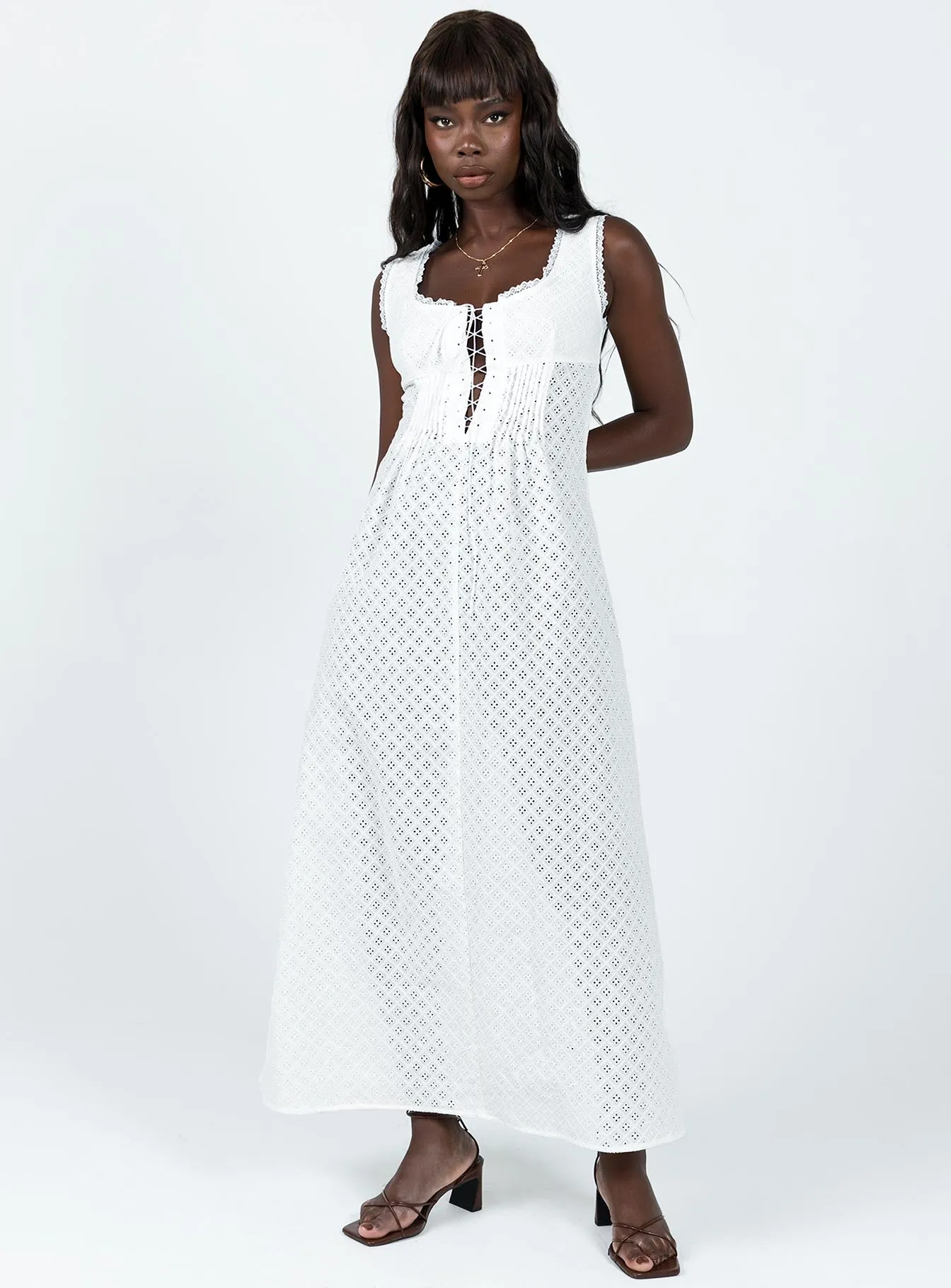 Eason Maxi Dress White Chic and Cozy Trendy And Comfortable
