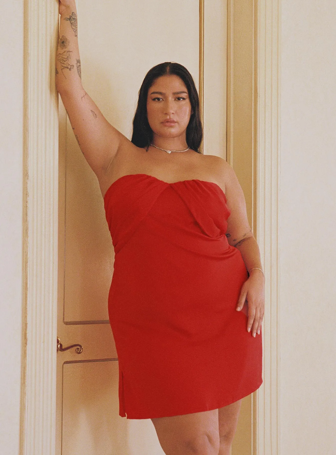 Relaxed Movement Irena Strapless Mini Dress Red Curve