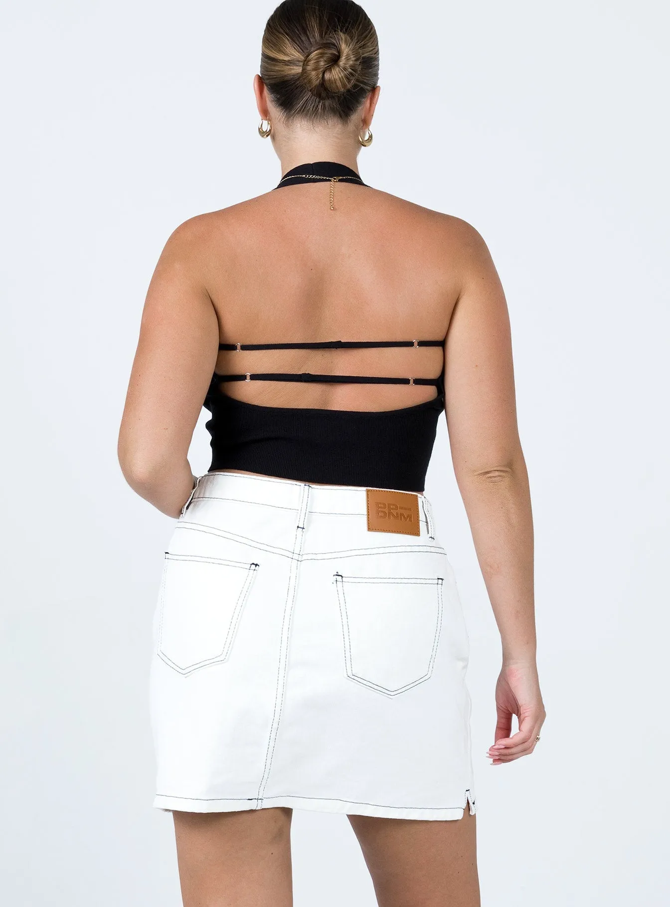 Aswan Constrast Stitch Mini Skirt White Tea length Essential Style