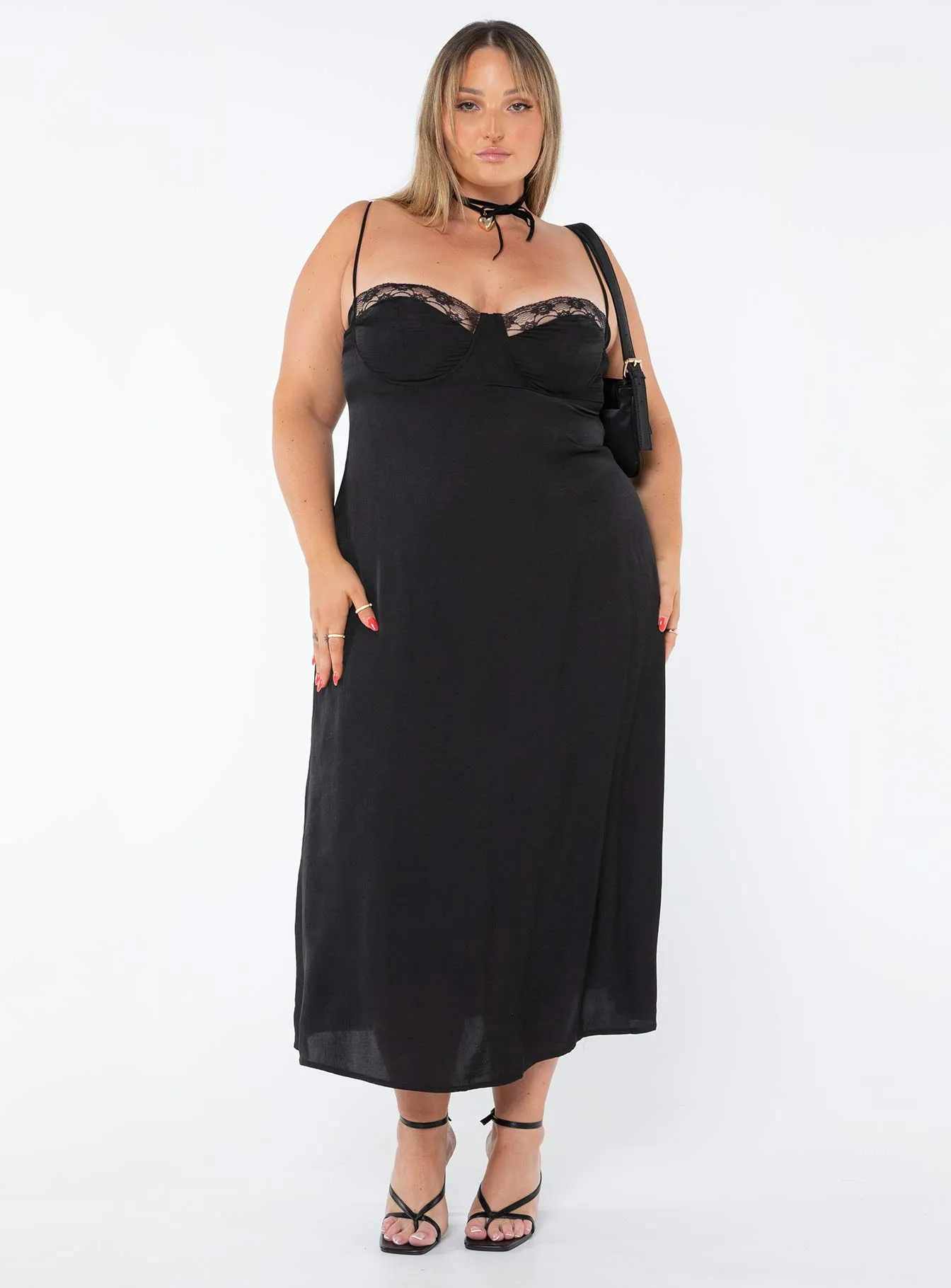 DurableStitching Simple yet chic gown Hazel Midi Dress Black Curve
