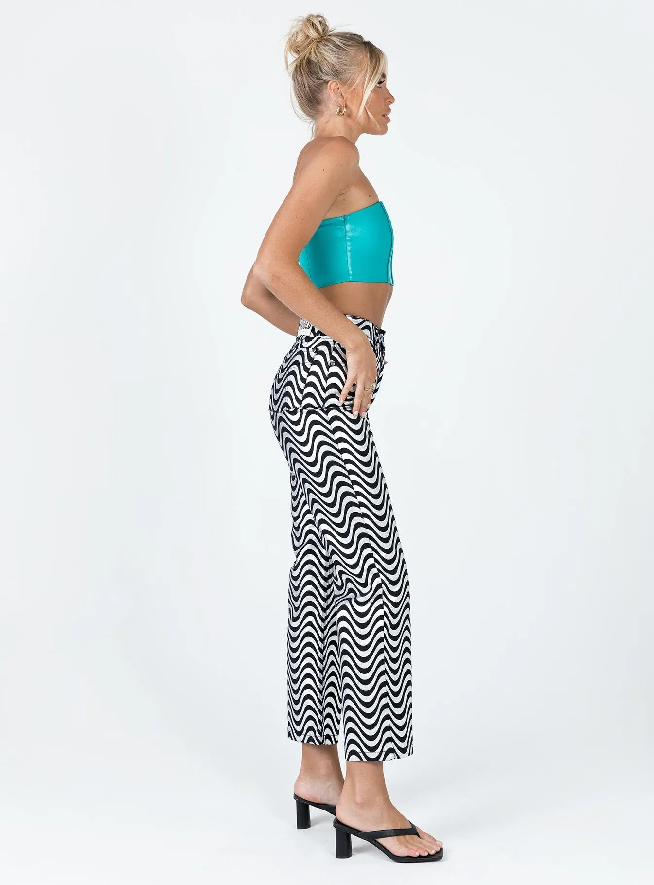 The Ragged Priest High Rise Straight Leg Wave Jeans Glitter Denim Silver / Black High-Waisted Pants