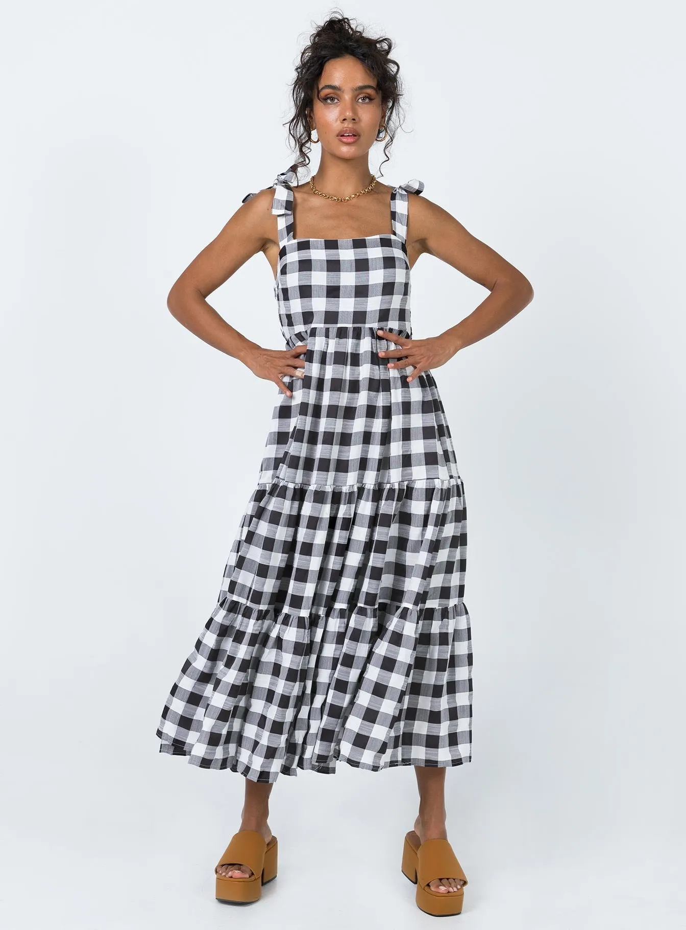 Daytime Look Front Ruffle Rae Maxi Dress Black