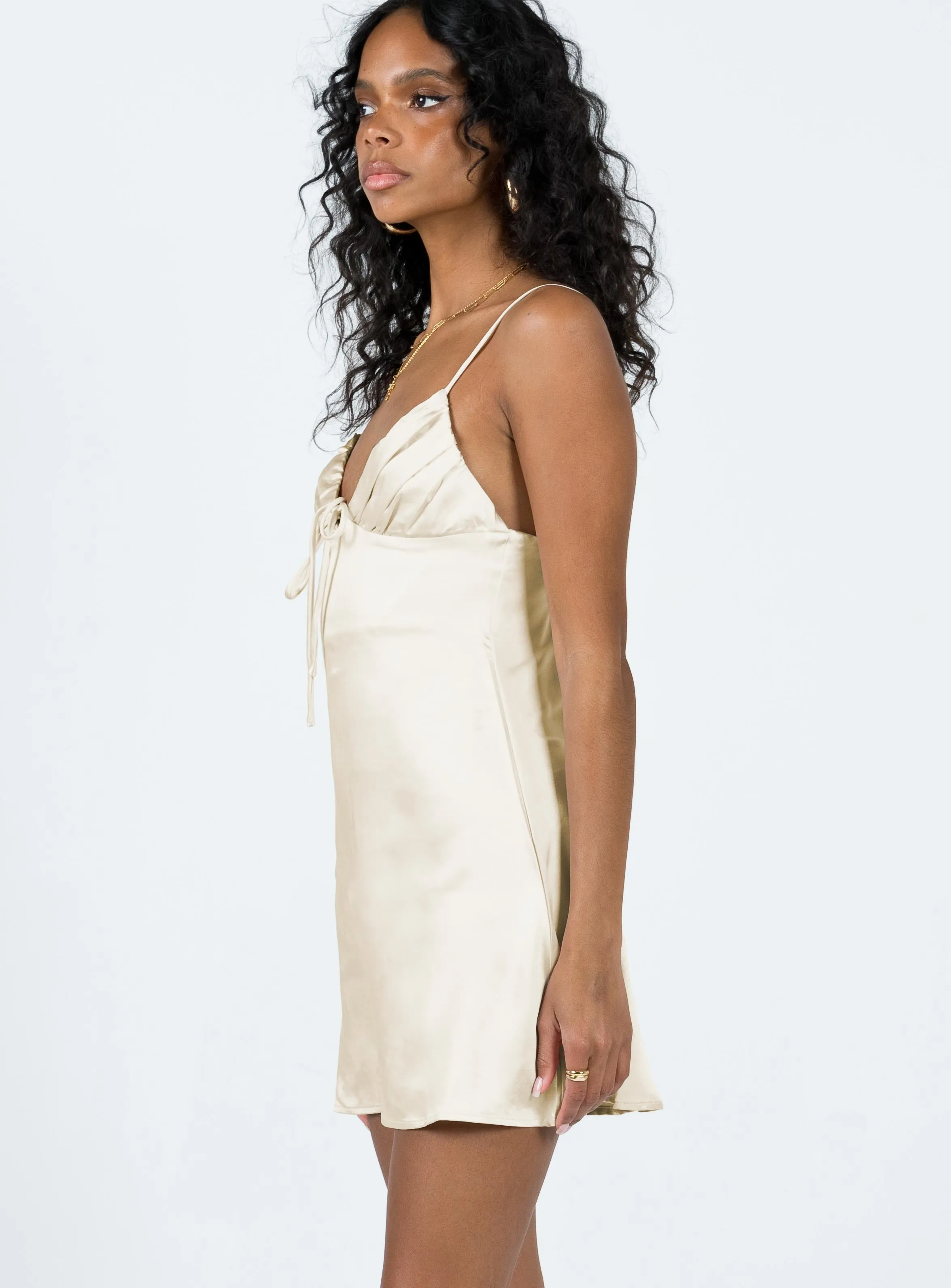 Cosmo Mini Dress Champagne Sequin-Detail Street Style