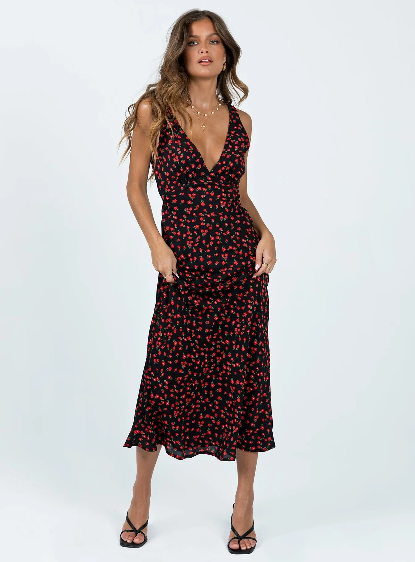 Light Aesthetic Formal dinner wear Nellie Maxi Dress Black/Red Floral