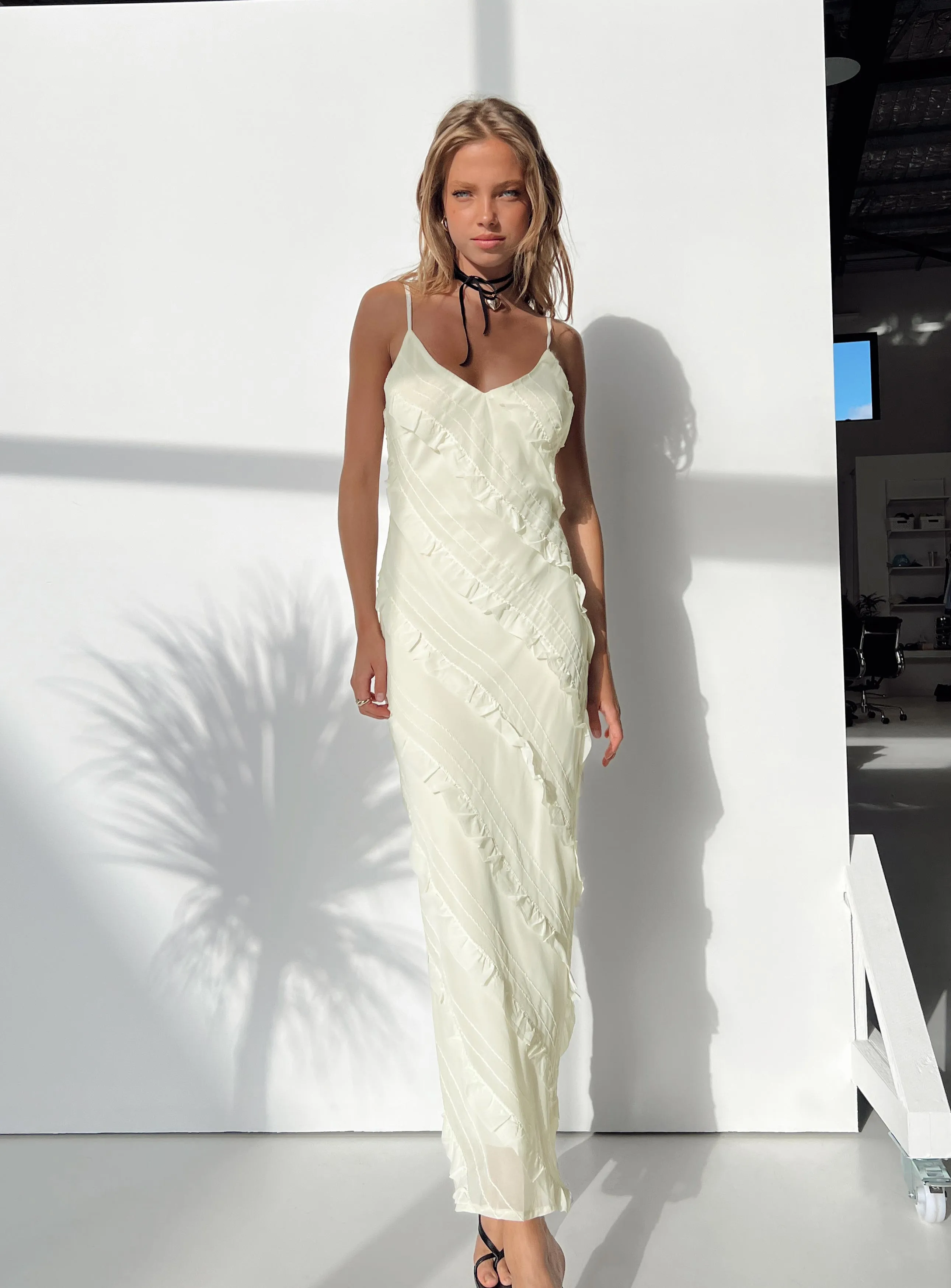 Lars Maxi Dress Yellow Cap-Sleeve Jewel Accent